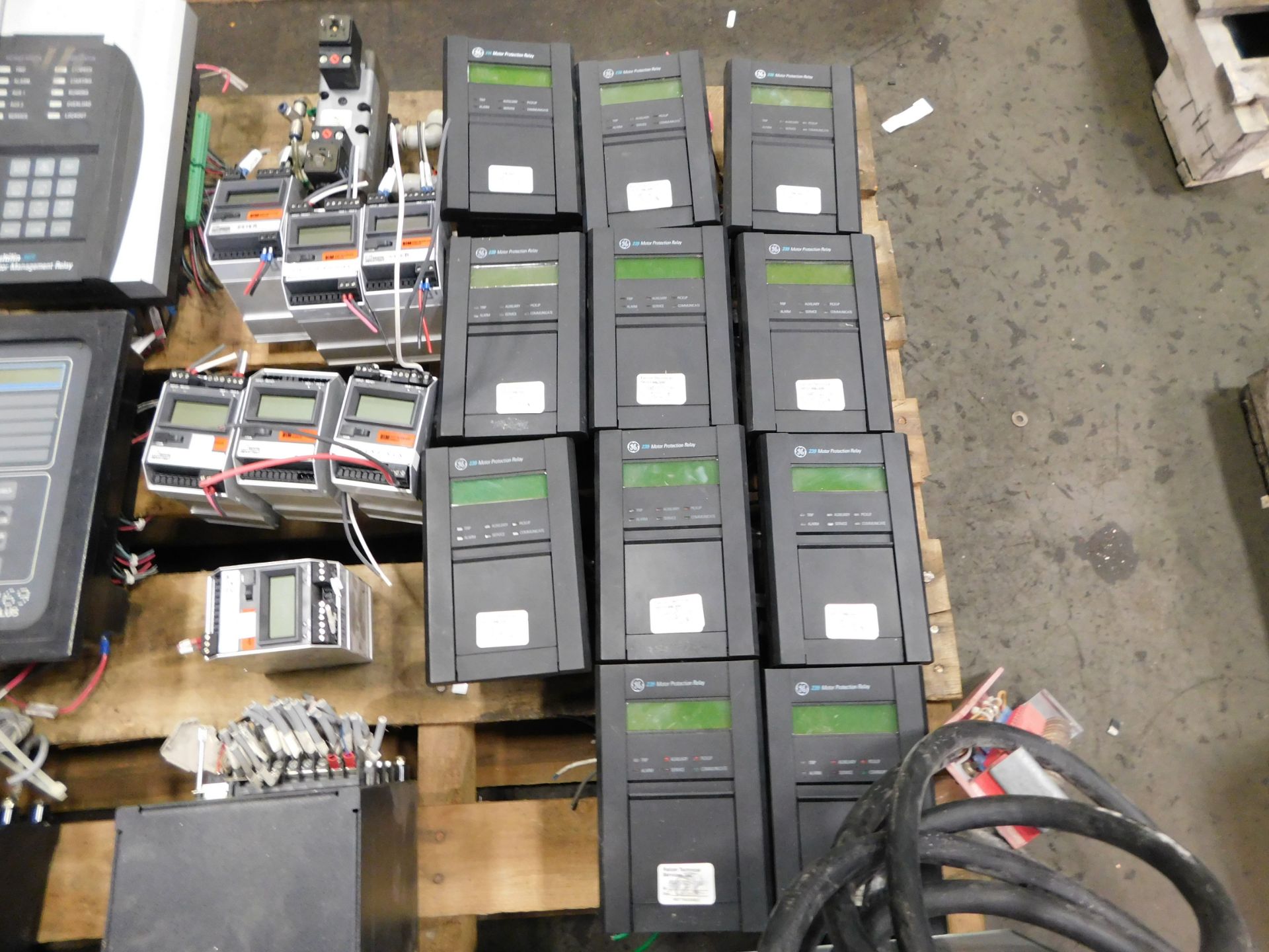 Pallet of GE Multilins, GE Motor Protection Relays, Siemens Switchgear Power Supplies - Image 3 of 4
