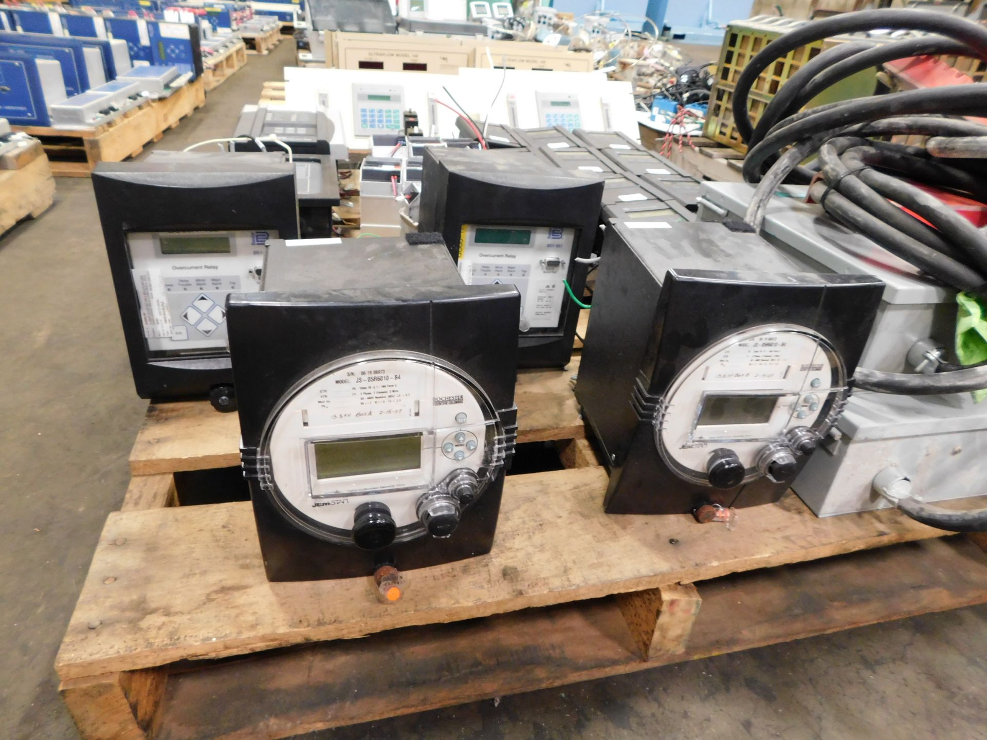 Pallet of GE Multilins, GE Motor Protection Relays, Siemens Switchgear Power Supplies - Image 4 of 4