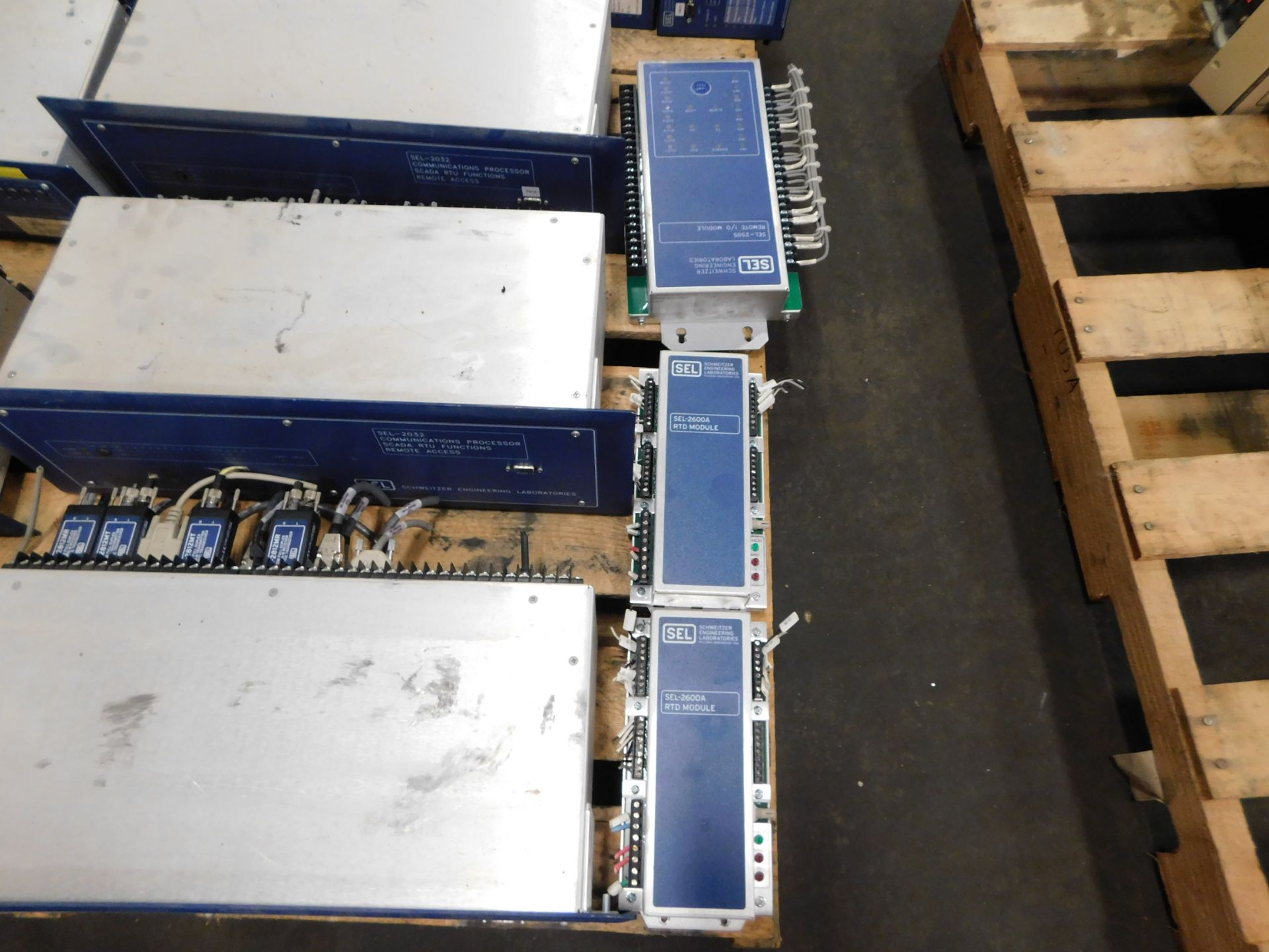 Pallet of SEL Switchgear Relays - Image 6 of 6