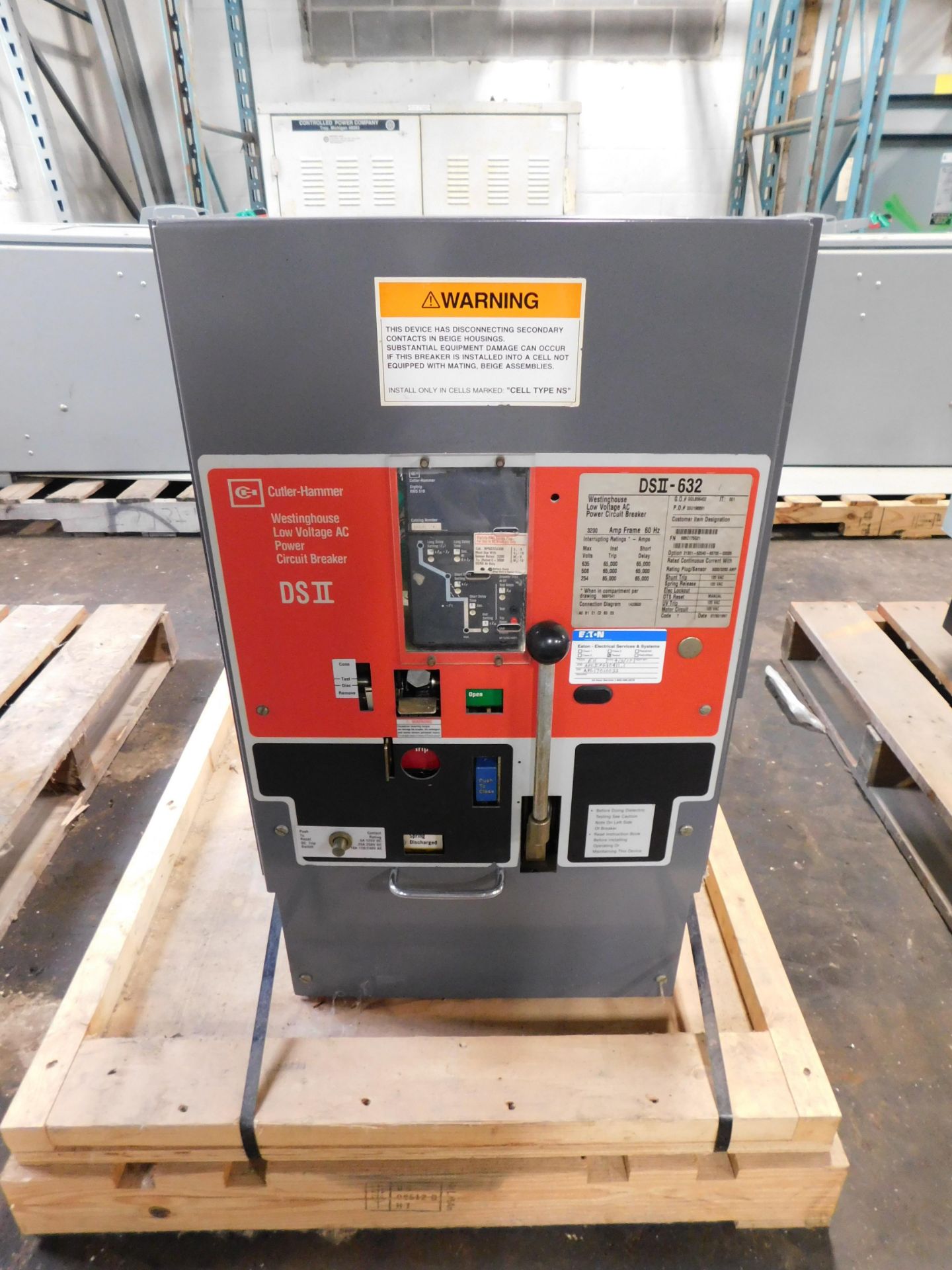 Cutler Hammer / Westinghouse DSII-632 Low Voltage AC Power Circuit Breaker