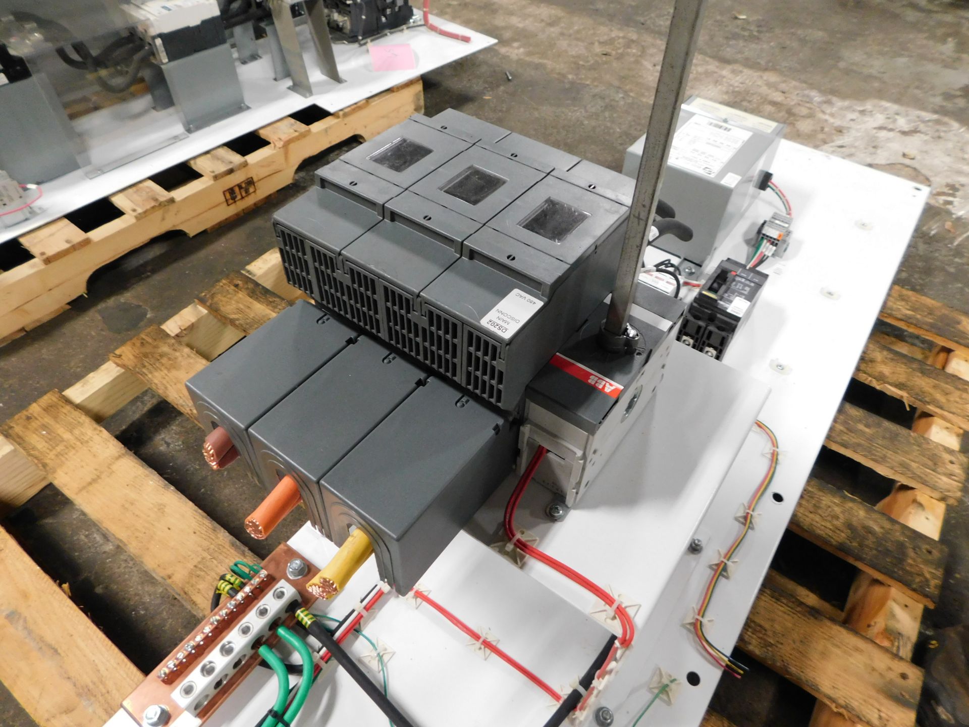 Large MCC Bucket. ABB OS 400J03. 15 A Breaker. 3 KVA Transformer. - Image 2 of 4