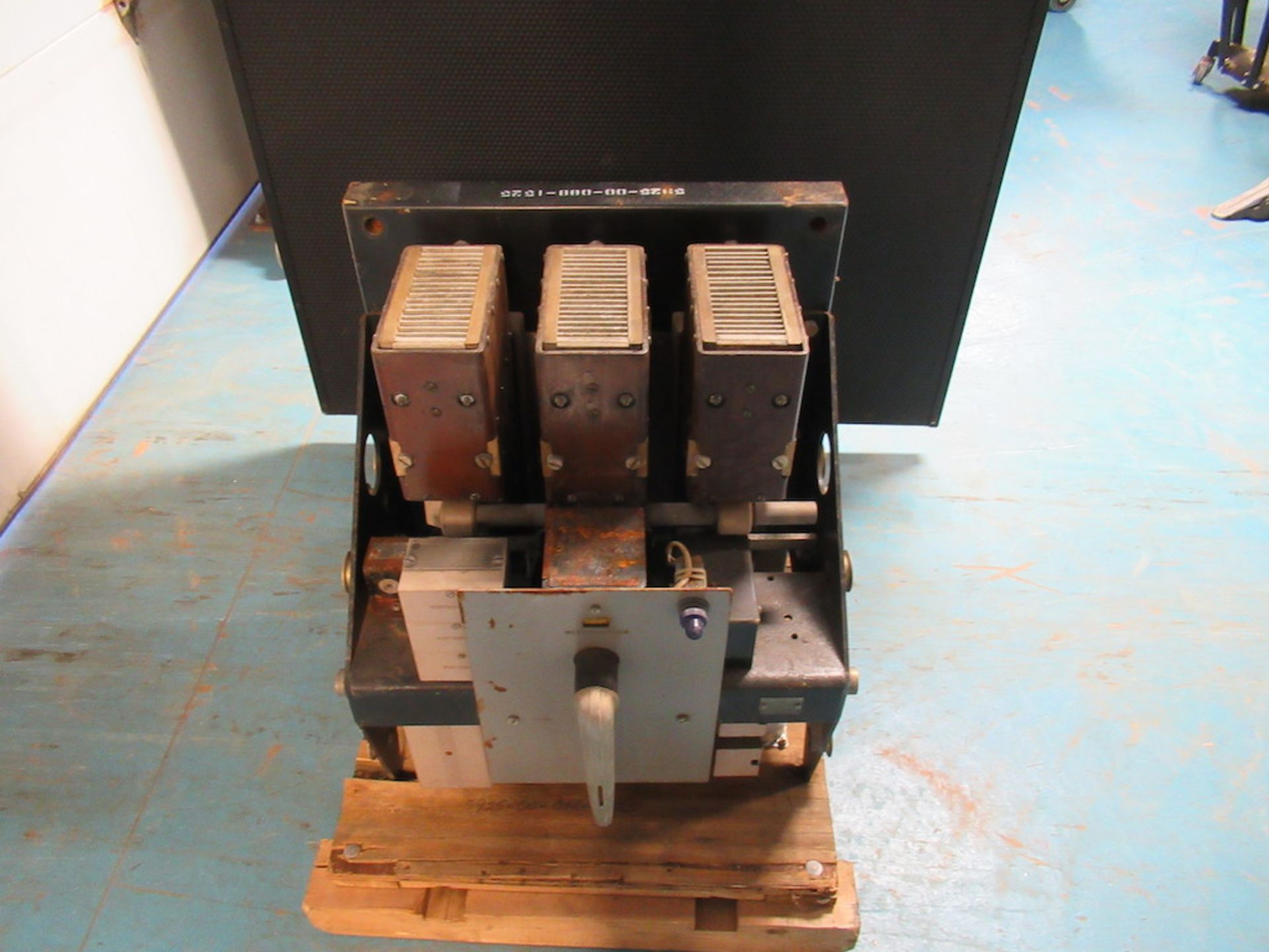 Westinghouse 16000A Frame Circuit Breaker