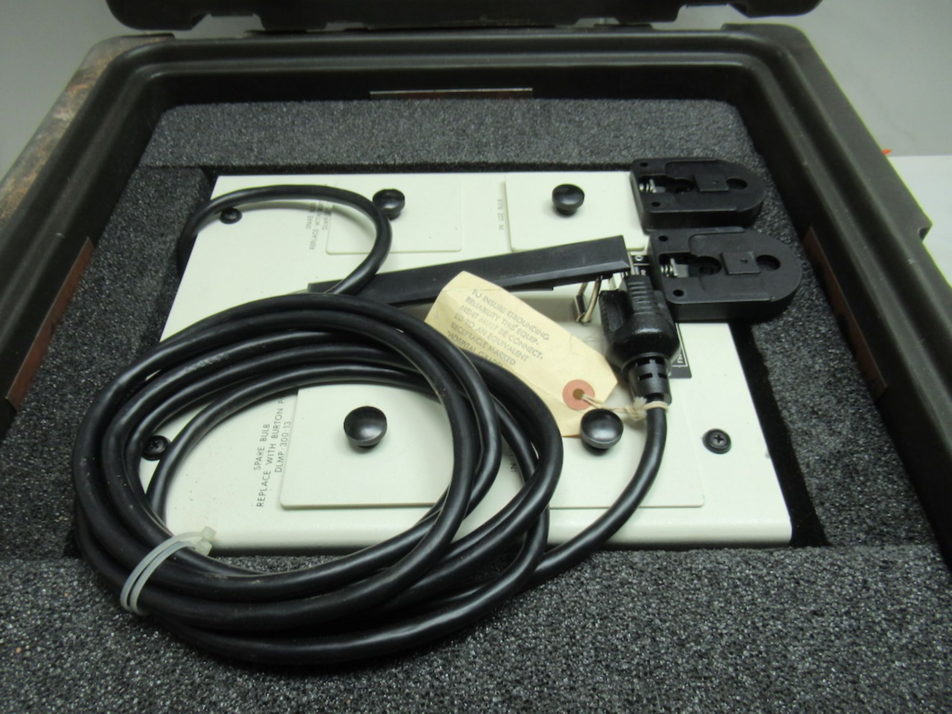 Lot to Include: (3) Endoscopic Light and Video Hard Copy System - Bild 5 aus 9