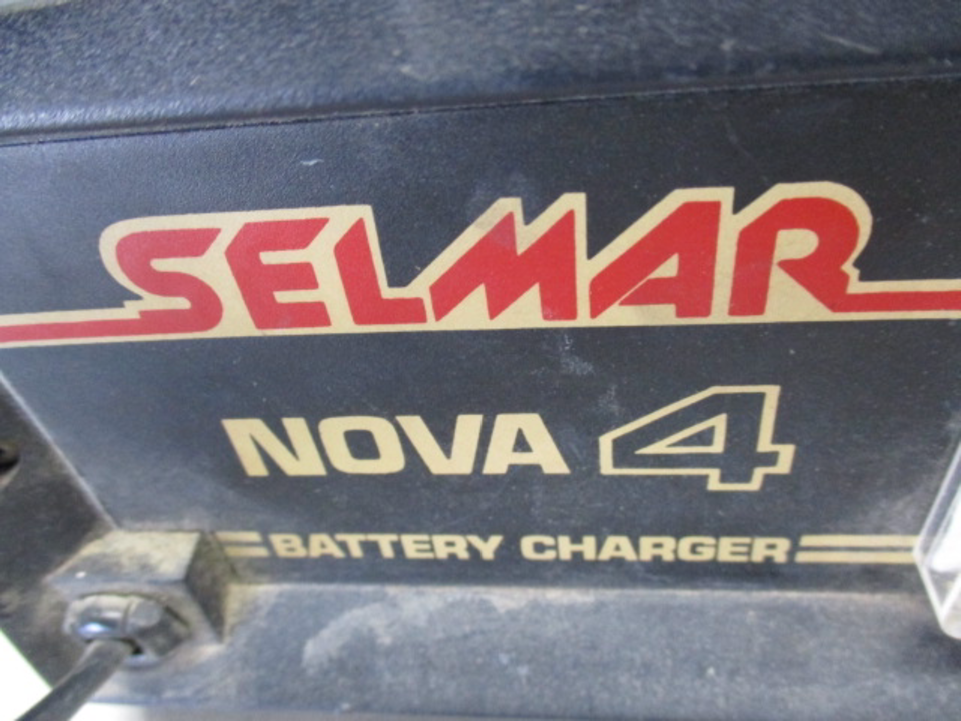 Selmar Nova 4 Battery Charger - Image 4 of 4