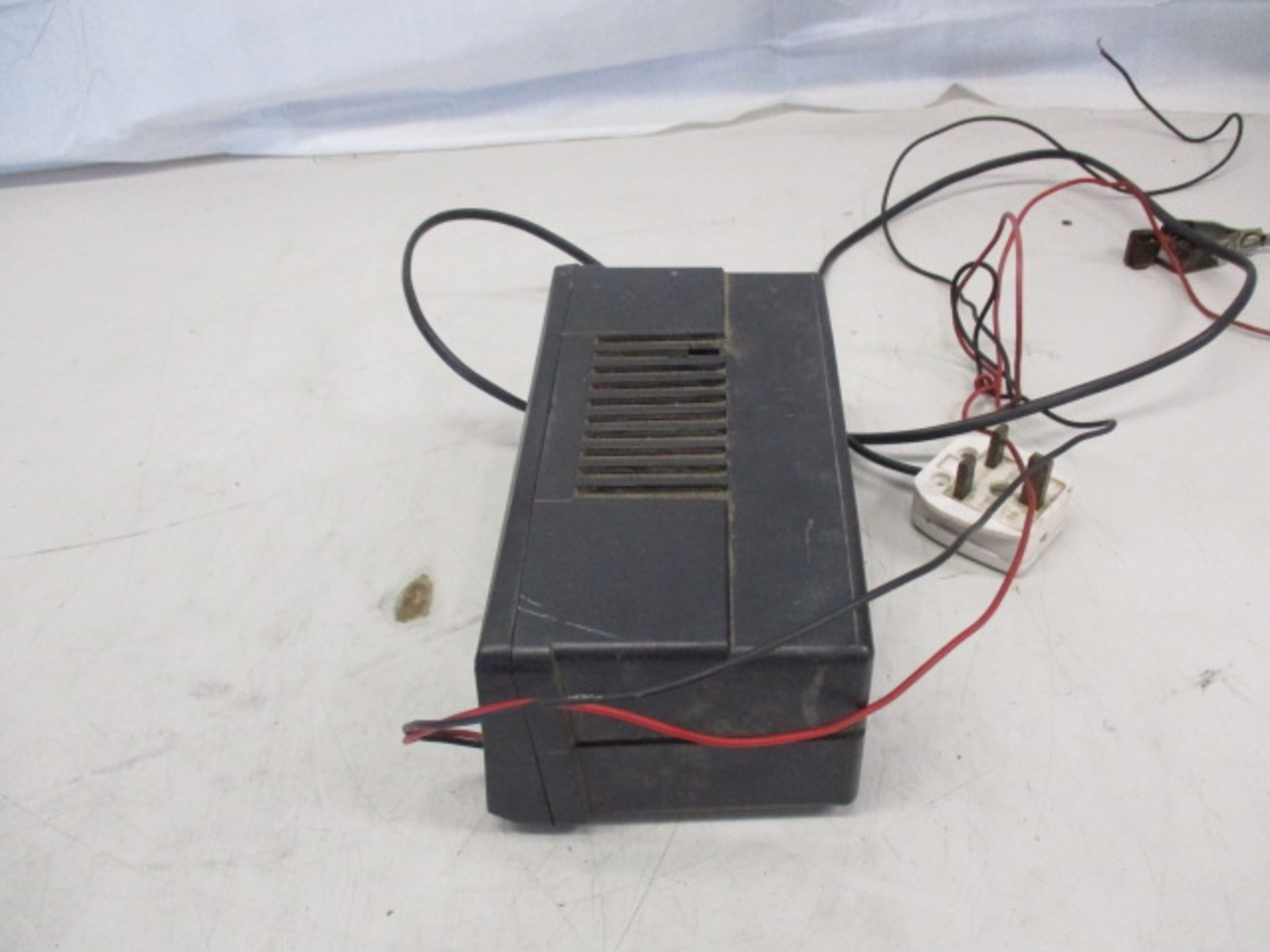 Selmar Nova 4 Battery Charger - Image 2 of 4