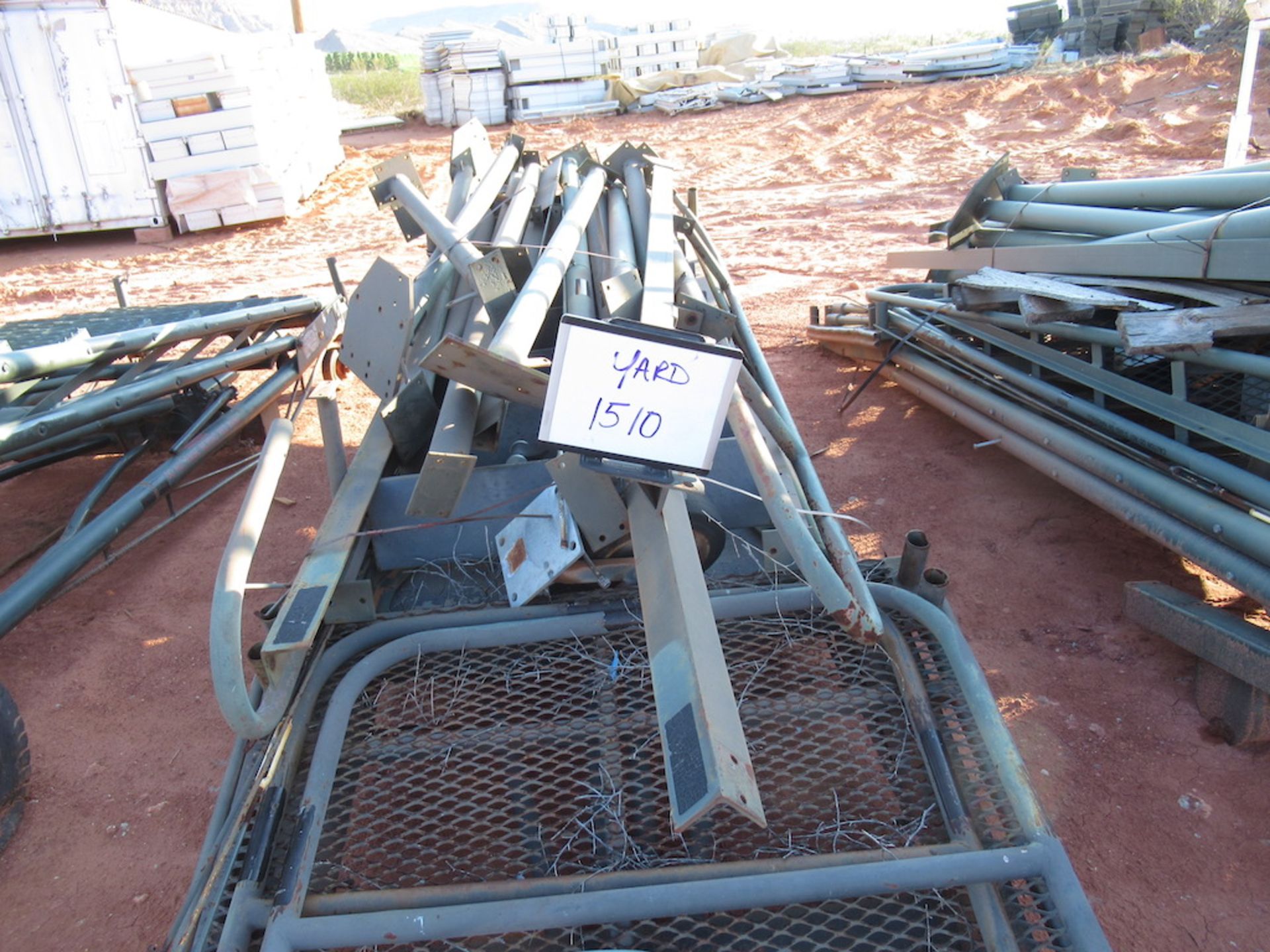 Lot of 4 Military Hydraulic Stair Ramps, 4, 1826 lbs (pallet 1), 1786 lbs (pallet 2), 1136 lbs ( - Image 8 of 24