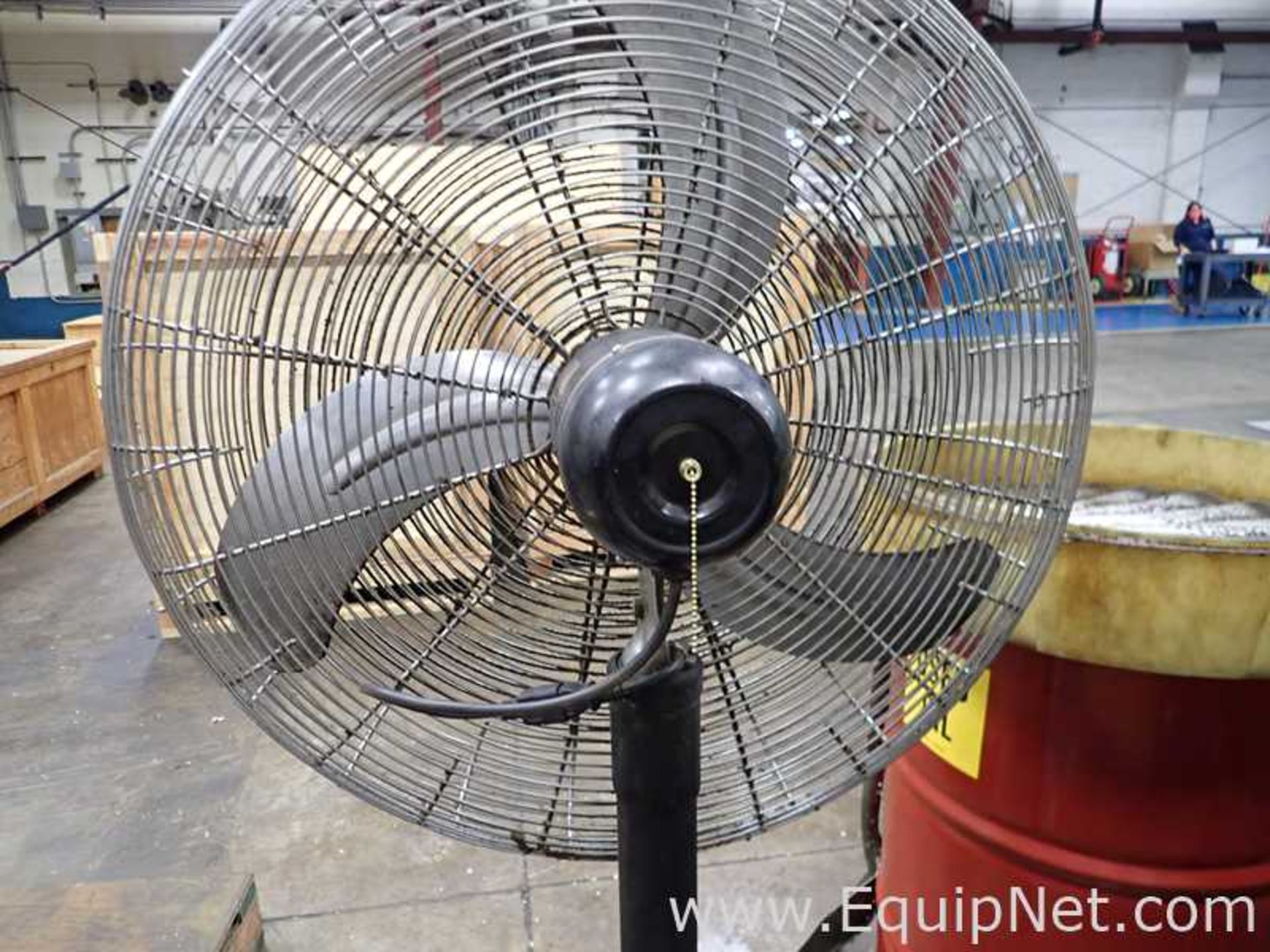 Lot of 2 Dayton 30 inch Pedestal Fans - Image 3 of 6