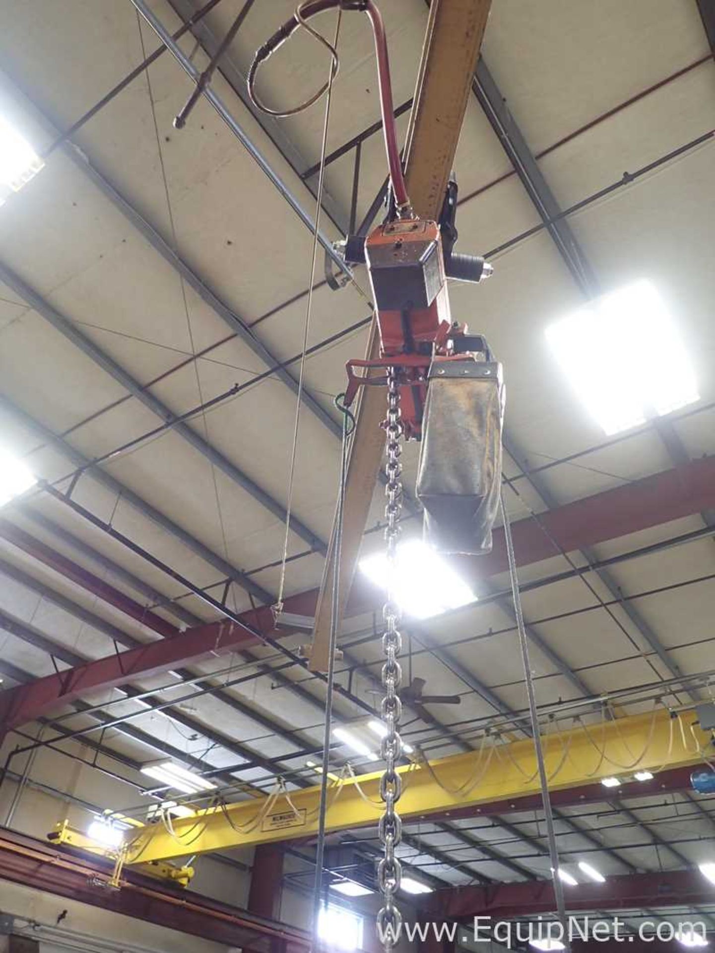 Half Ton Jib Crane with Half Ton Pneumatic Hoist C30 - Image 4 of 4