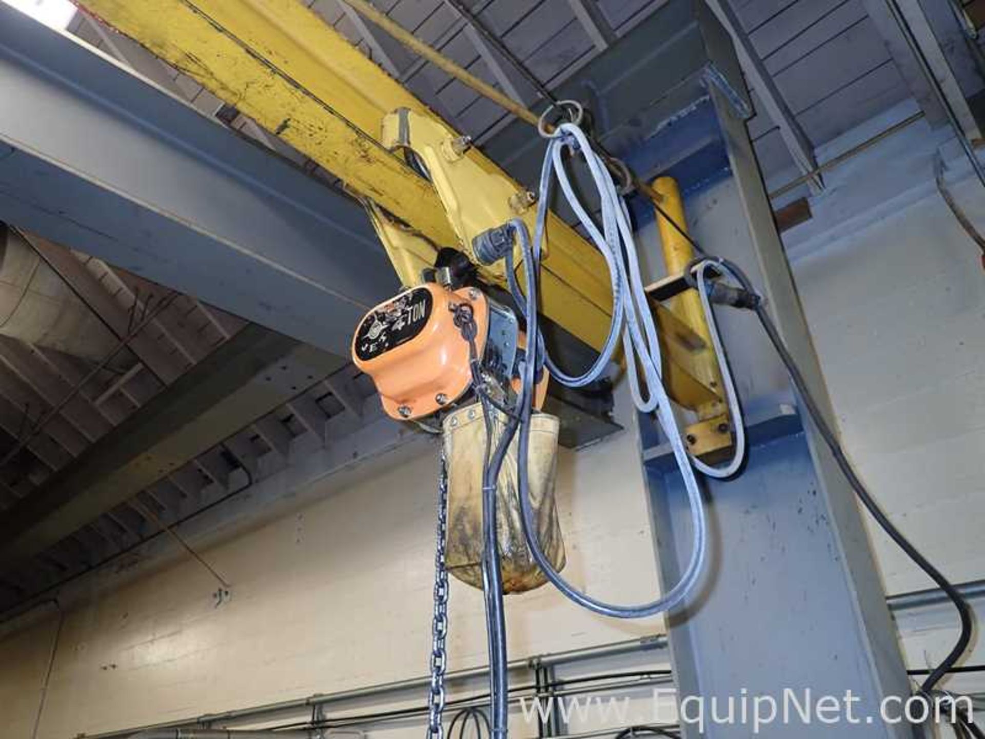 1/4 Ton Wall Jib Crane with Jet 1/4 Ton Hoist - Image 2 of 3