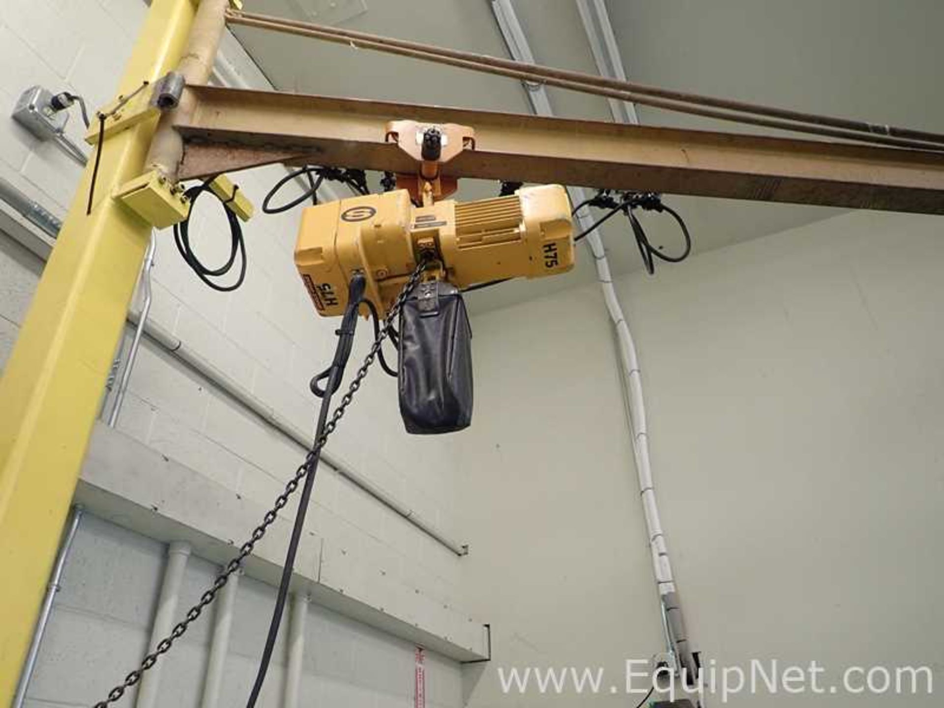 Quarter Ton Jib Crane with Harrington Quarter Ton Electric Hoist C34 - 688851 - Image 3 of 5