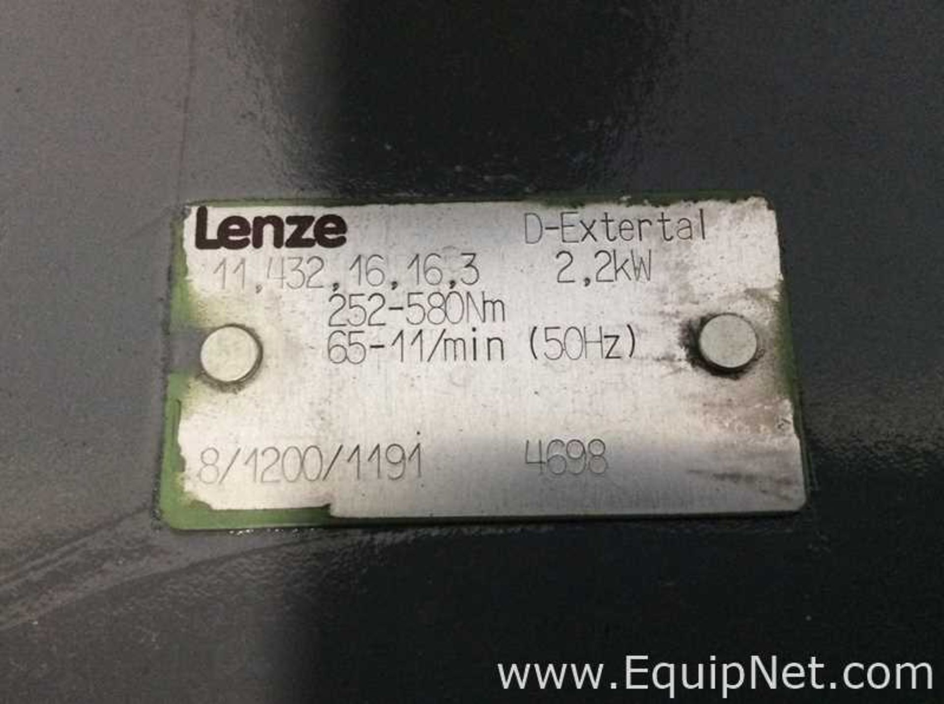 Lenze 12.206 electric Motor With Drive Box - Image 8 of 8