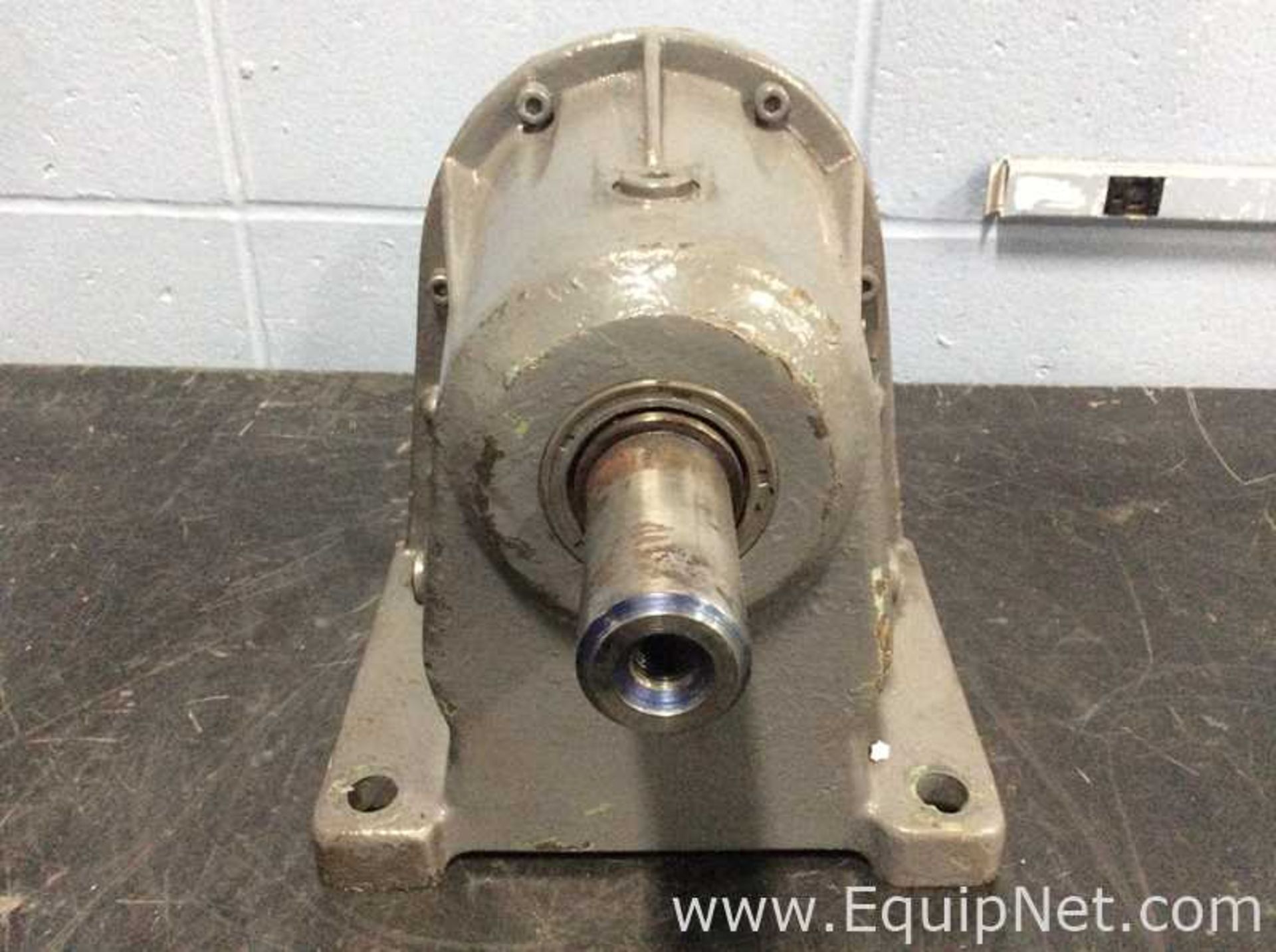 Lenze 12.206 electric Motor With Drive Box - Image 4 of 8