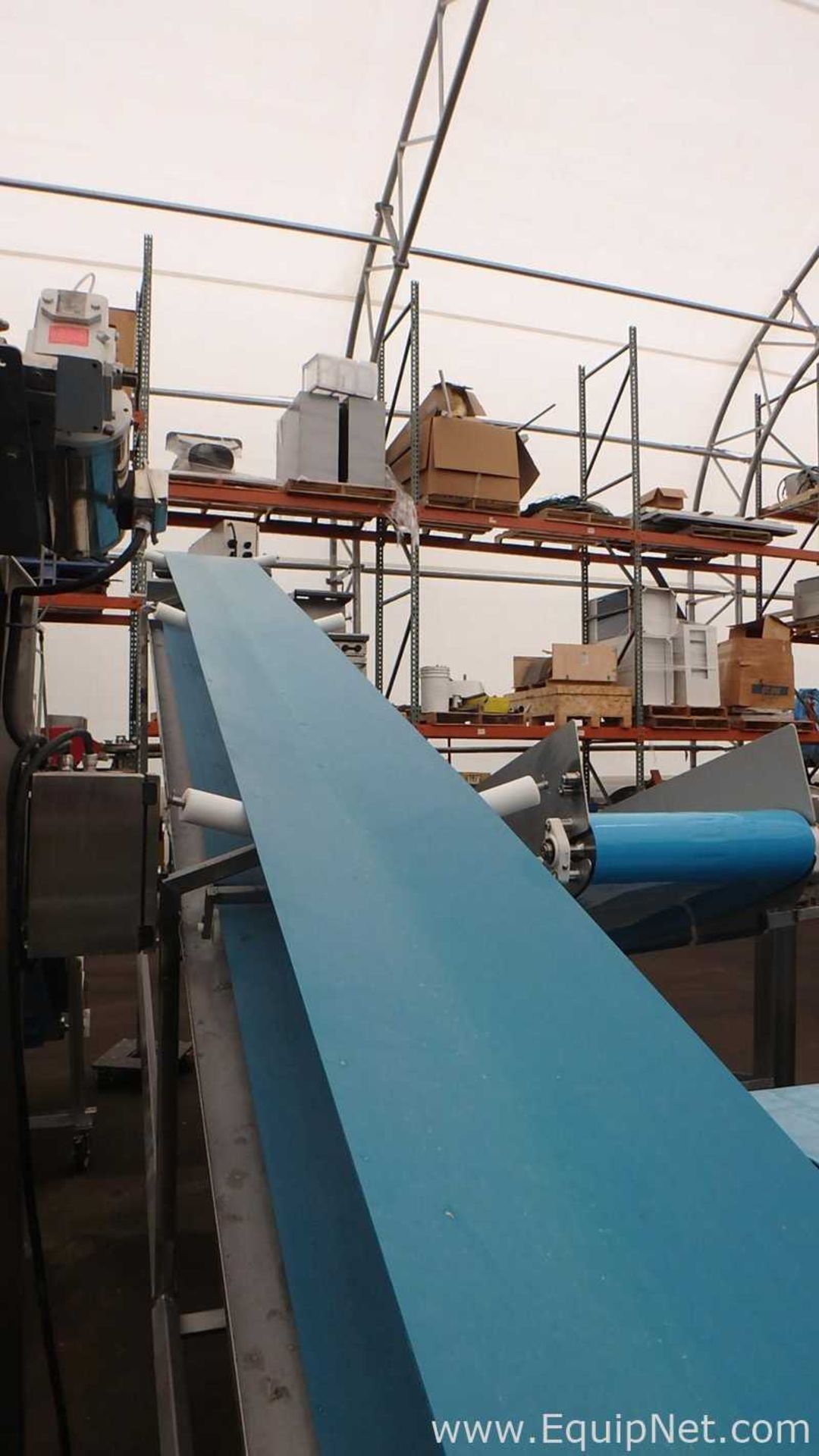 A One Manufacturing Incline Belt Conveyor With Hopper V Form Flat Belt - Image 3 of 7