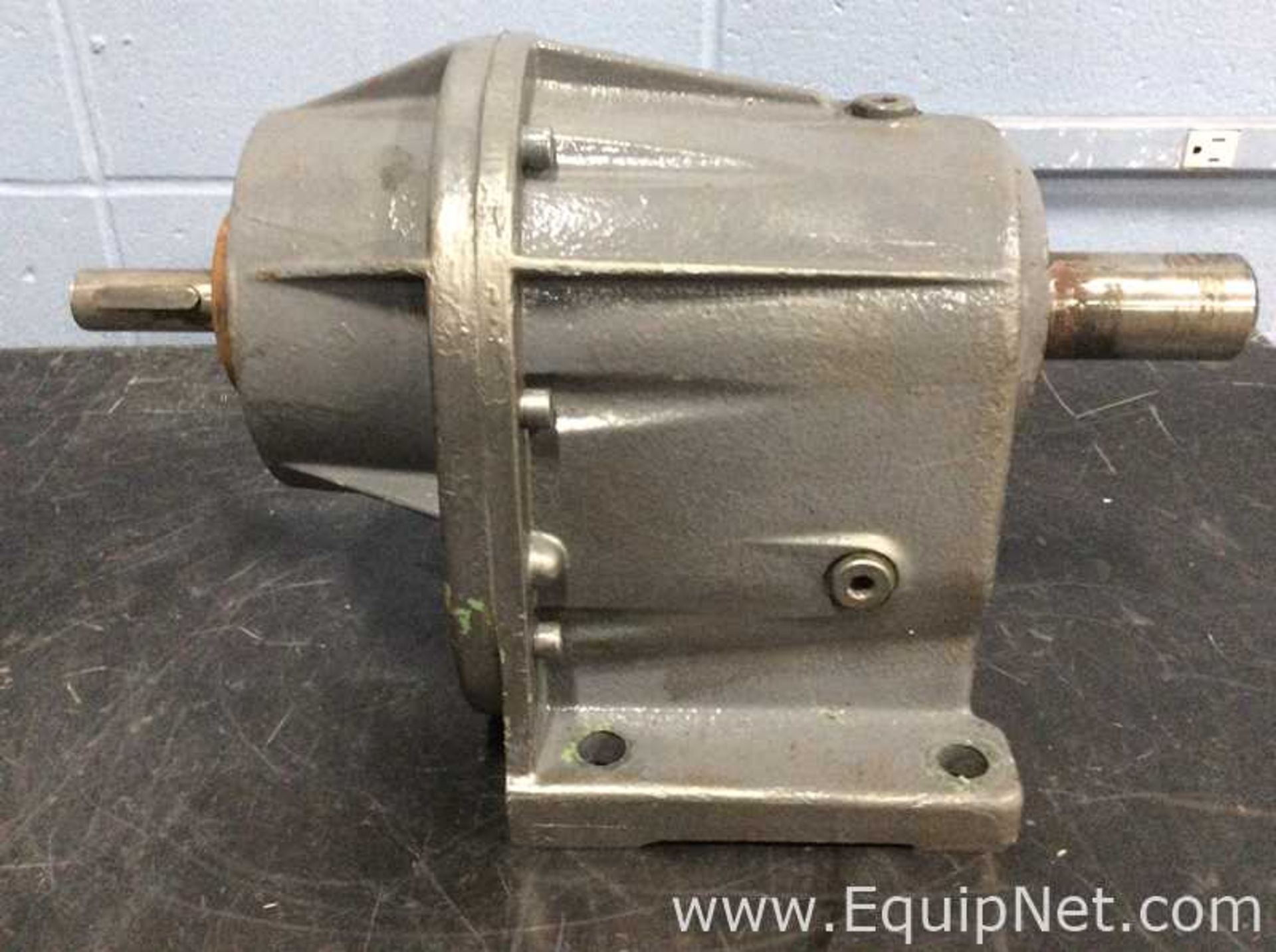 Lenze 12.206 electric Motor With Drive Box - Image 5 of 8