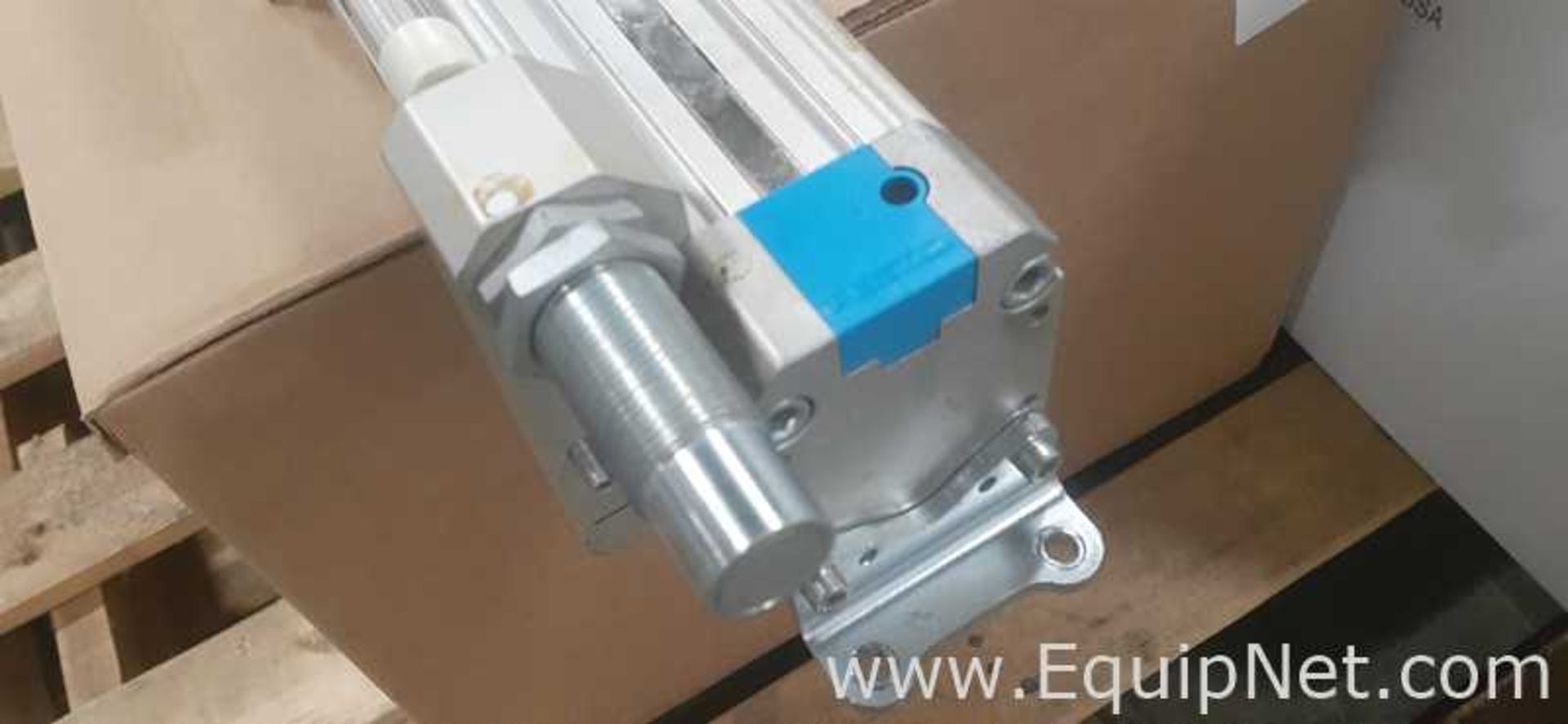 Festo 800 MM Linear Drive Rodless Pneumatic Cylinder - Image 5 of 5