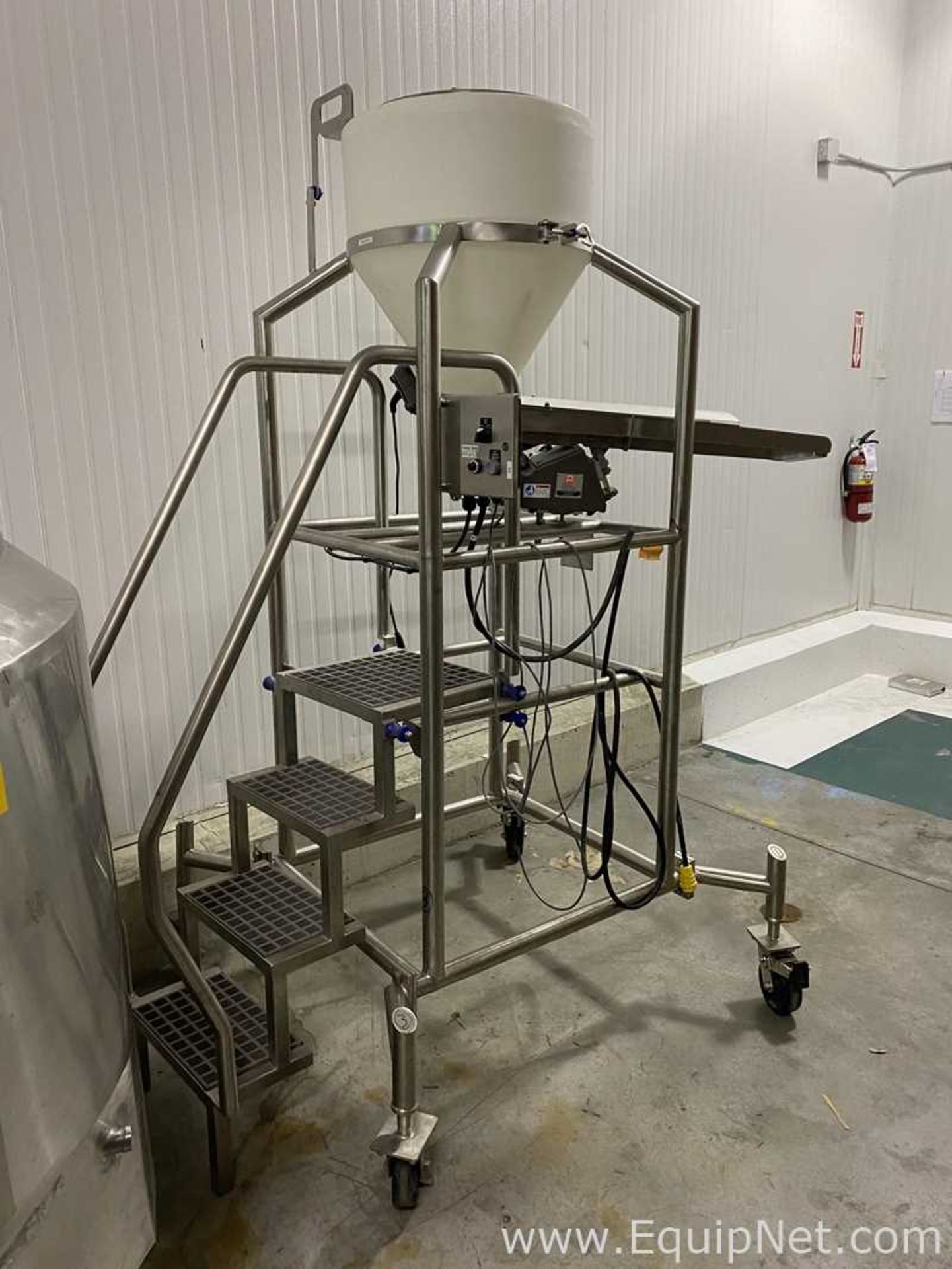 Deville Technologies DPD-30 Powder Dispenser