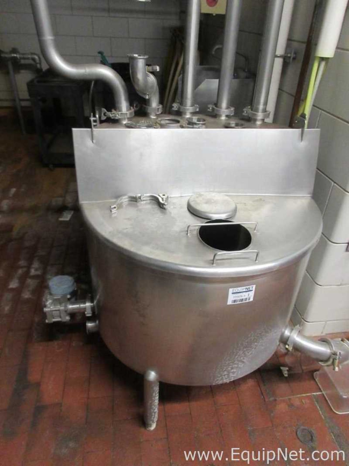 Approx. 100 Gallon Stainless Steel Tank With Top Cover