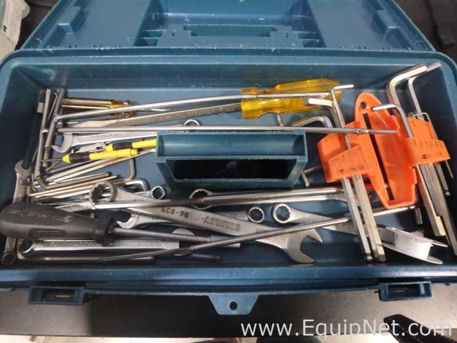 EQUIPNET LISTING #834506; REMOVAL COST: $10; DESCRIPTION: Tool Chests with Assorted ToolsSee - Image 4 of 5