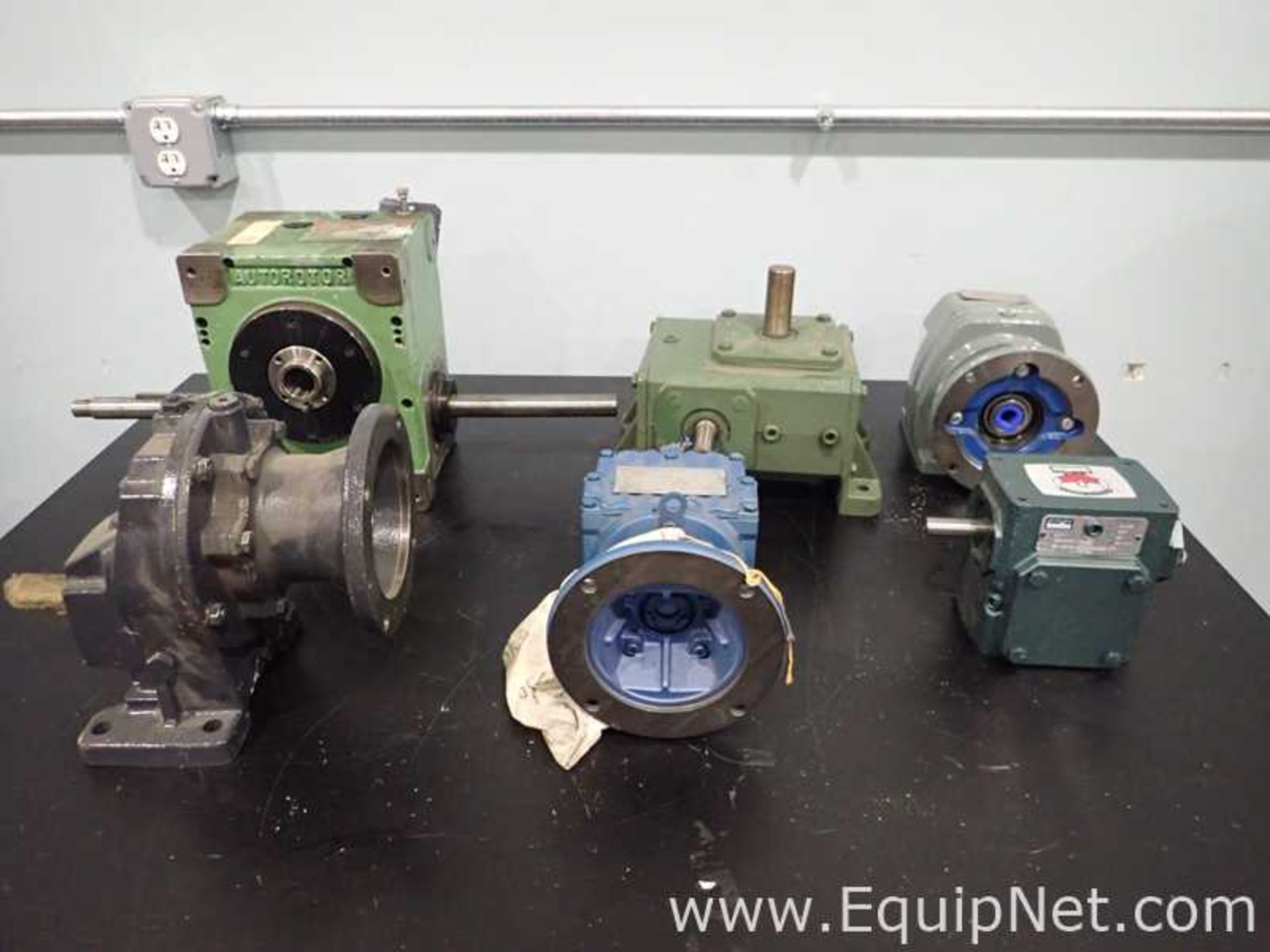 EQUIPNET LISTING #793447; REMOVAL COST: $25; DESCRIPTION: Lot of 6 Various Gear BoxesLot