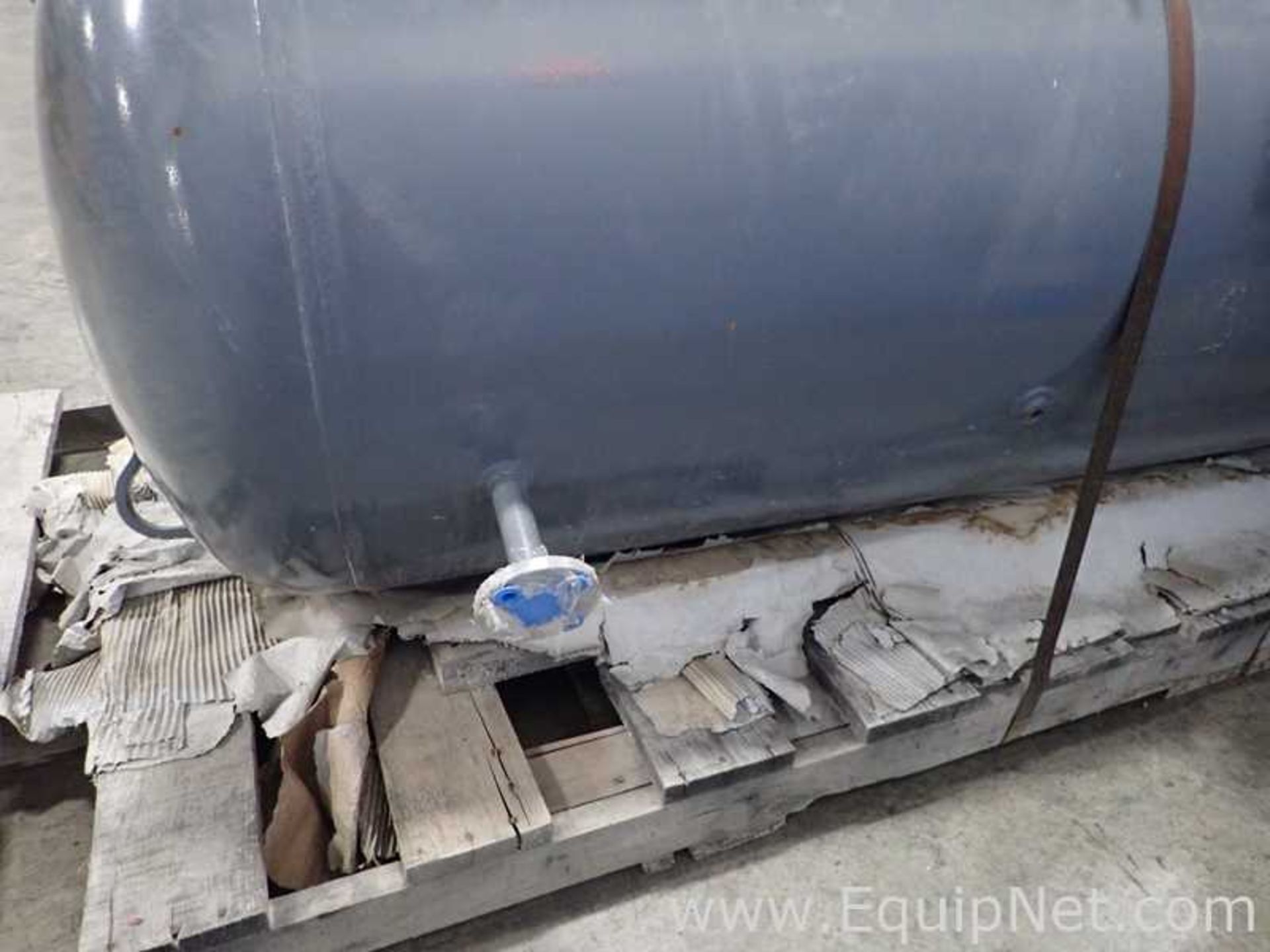 EQUIPNET LISTING #765750; REMOVAL COST: $40; DESCRIPTION: Steel Fab Carbon Steel Receiving Tank - Image 4 of 8