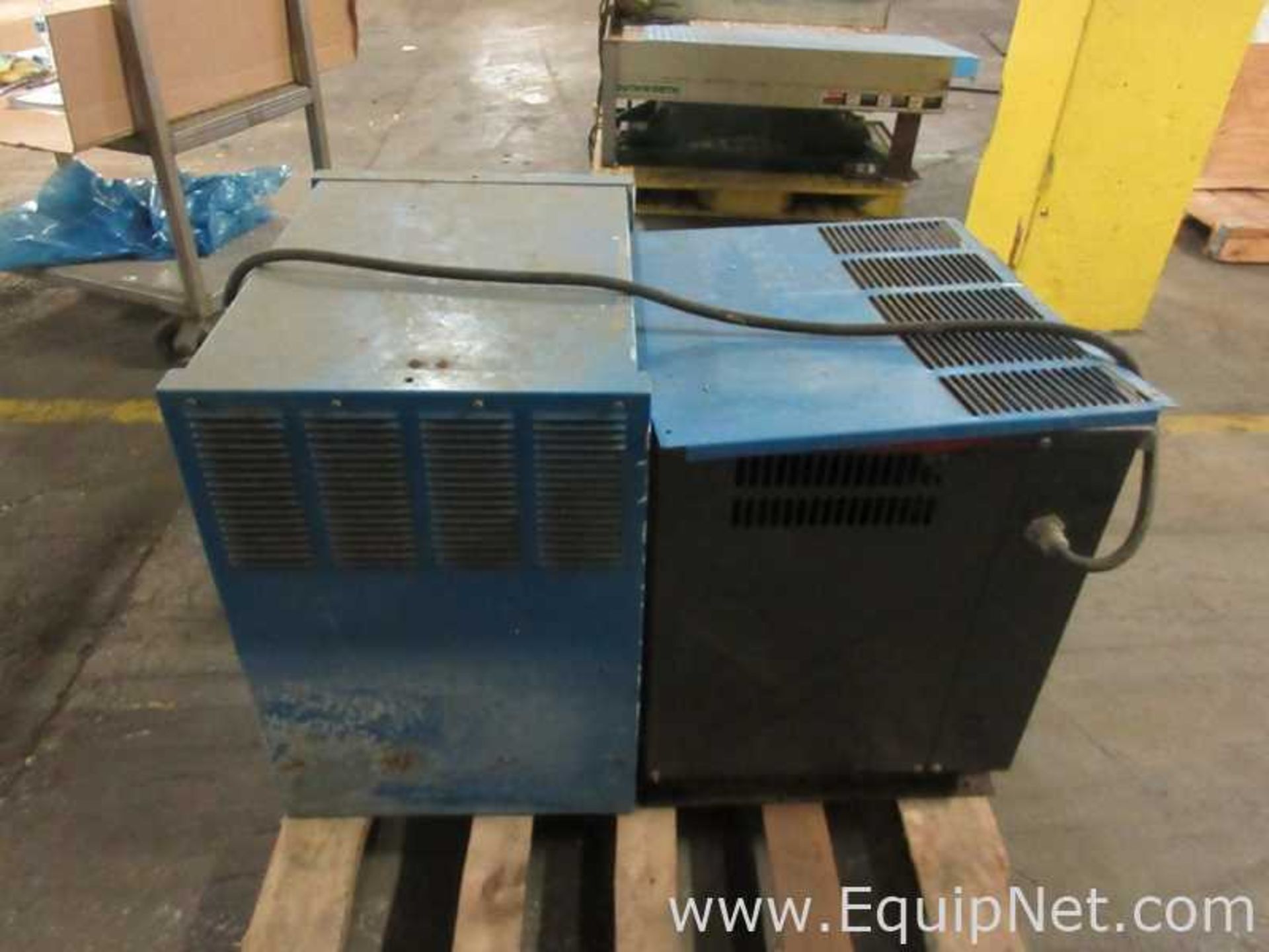 EQUIPNET LISTING #678275; REMOVAL COST: $0; DESCRIPTION: Exide System 3000 and One Ohter 24 Volt - Image 7 of 9