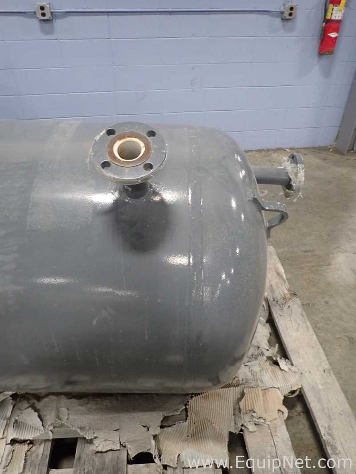 EQUIPNET LISTING #765750; REMOVAL COST: $40; DESCRIPTION: Steel Fab Carbon Steel Receiving Tank - Image 2 of 8