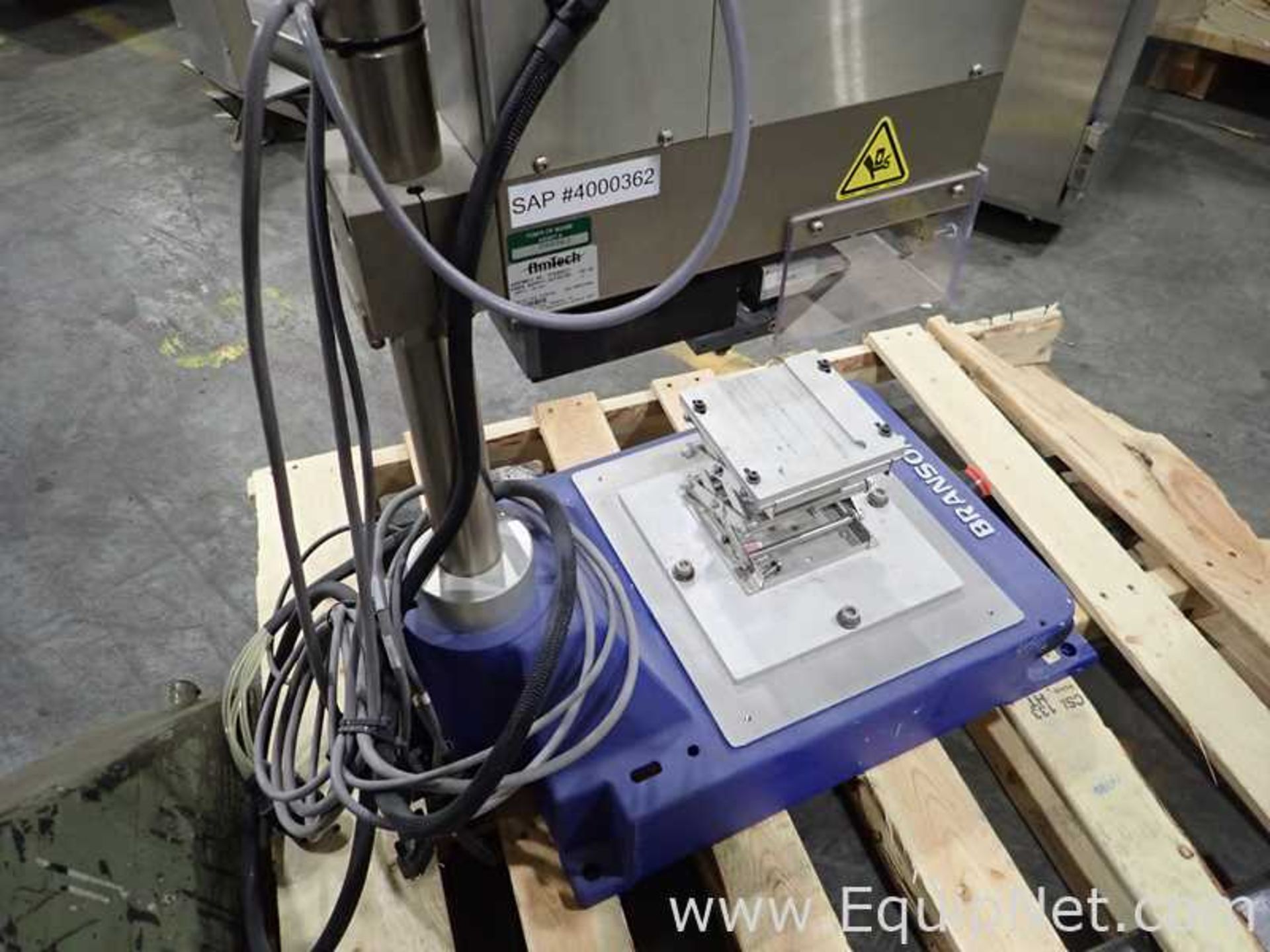 EQUIPNET LISTING #734727; REMOVAL COST: $25; DESCRIPTION: Branson Ultrasonic Welder Requires a PC - Image 7 of 7