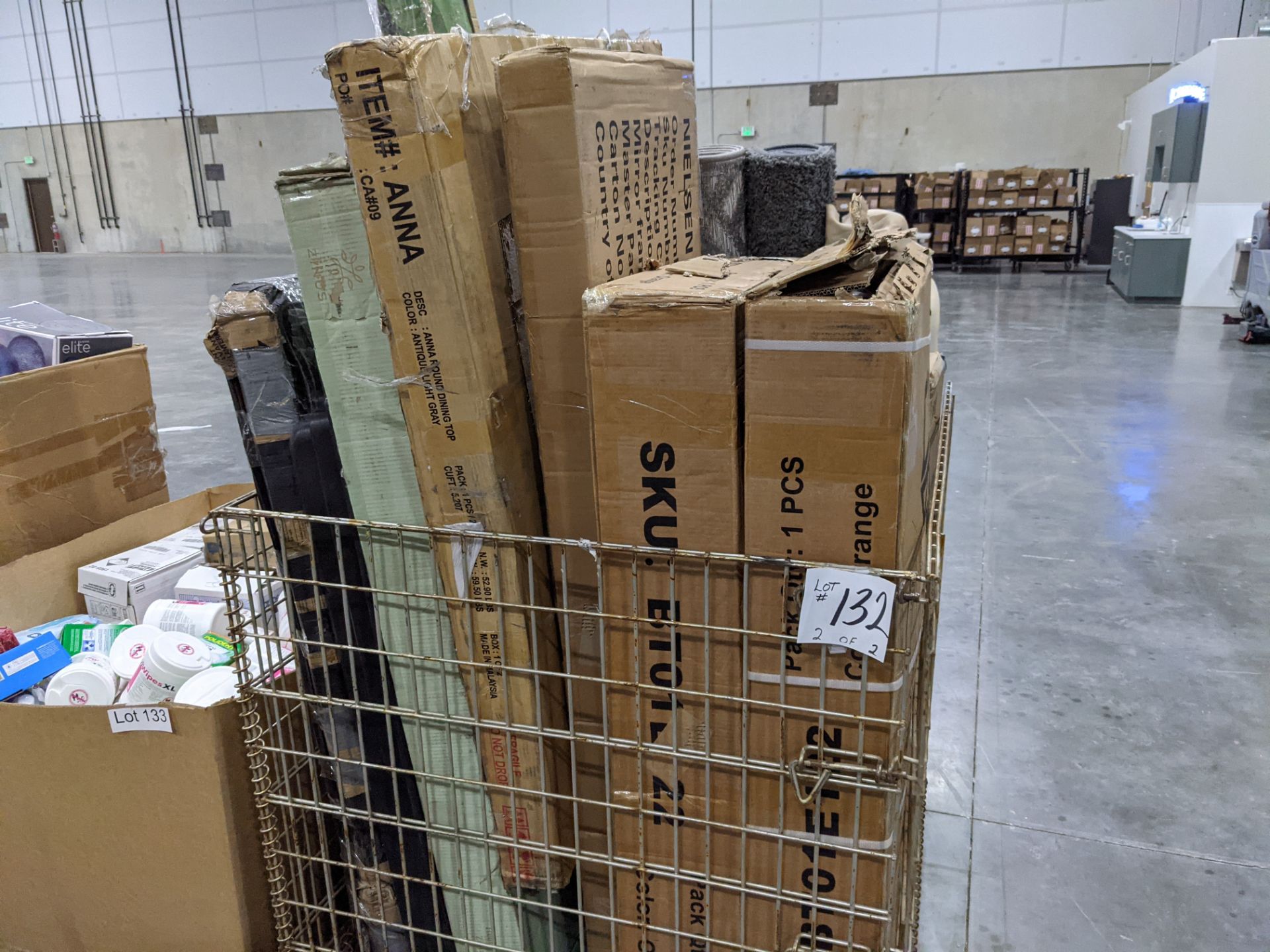 Two Pallets - Image 2 of 2