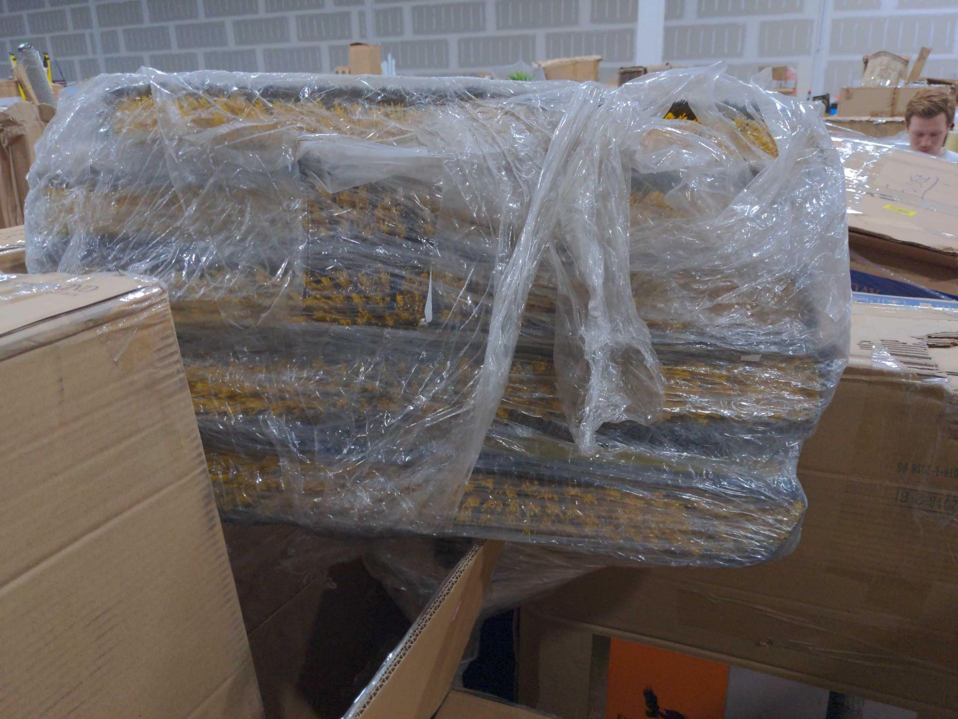 Two Pallets - Image 8 of 8