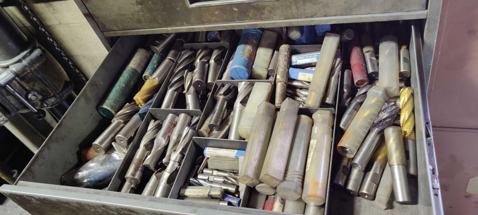 Tool boxes with numerous tooling - Image 5 of 19