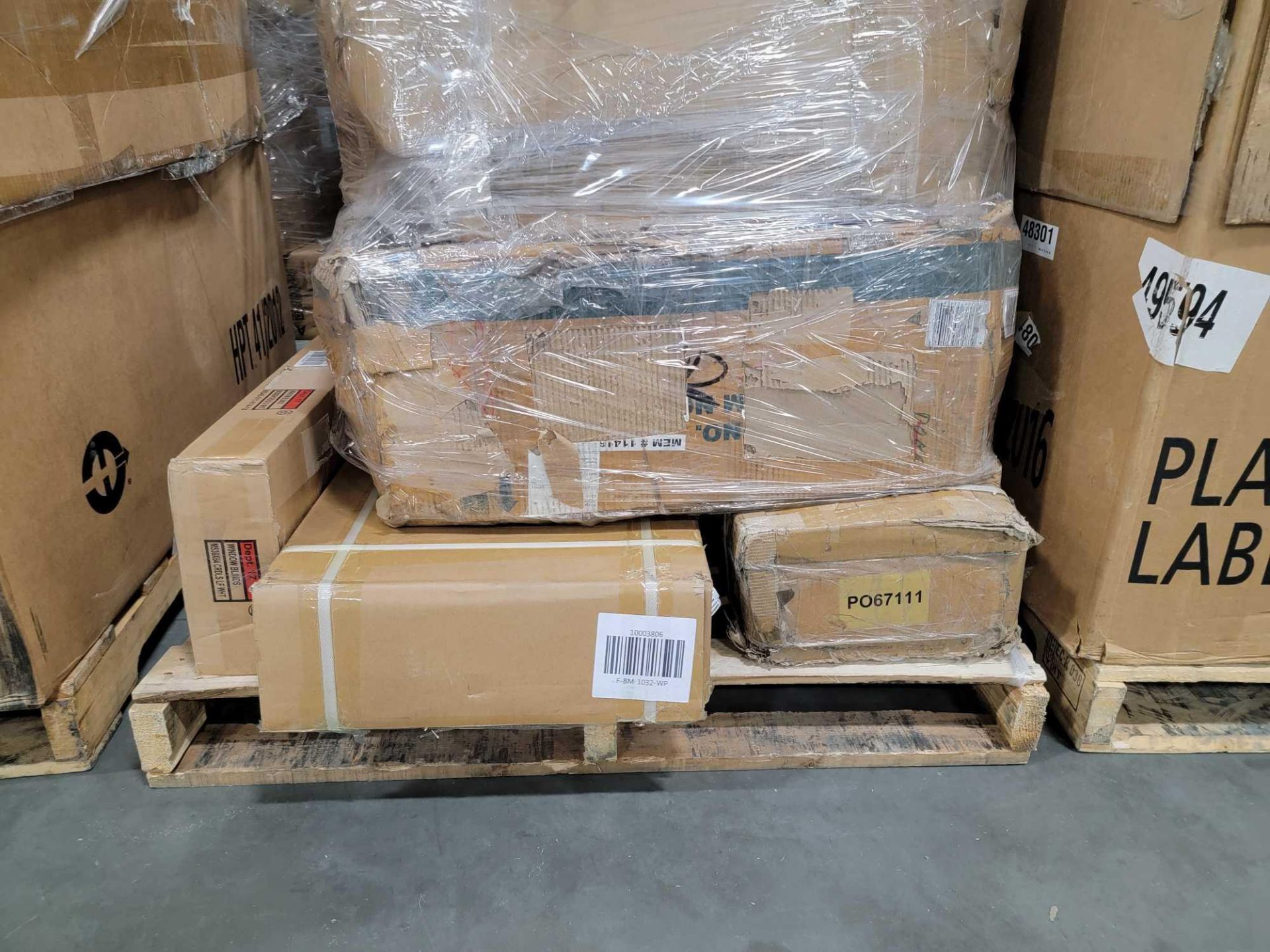 Two Pallets - Image 11 of 11