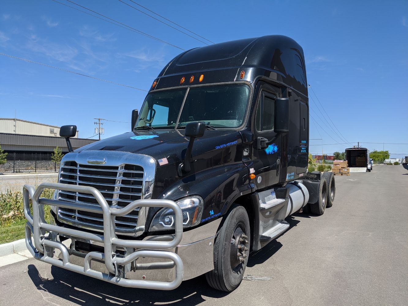 Pallet & Freightliner Auction!