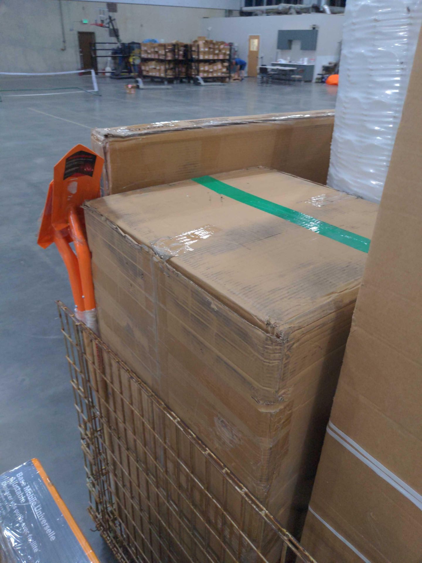 Two Pallets - Image 10 of 11