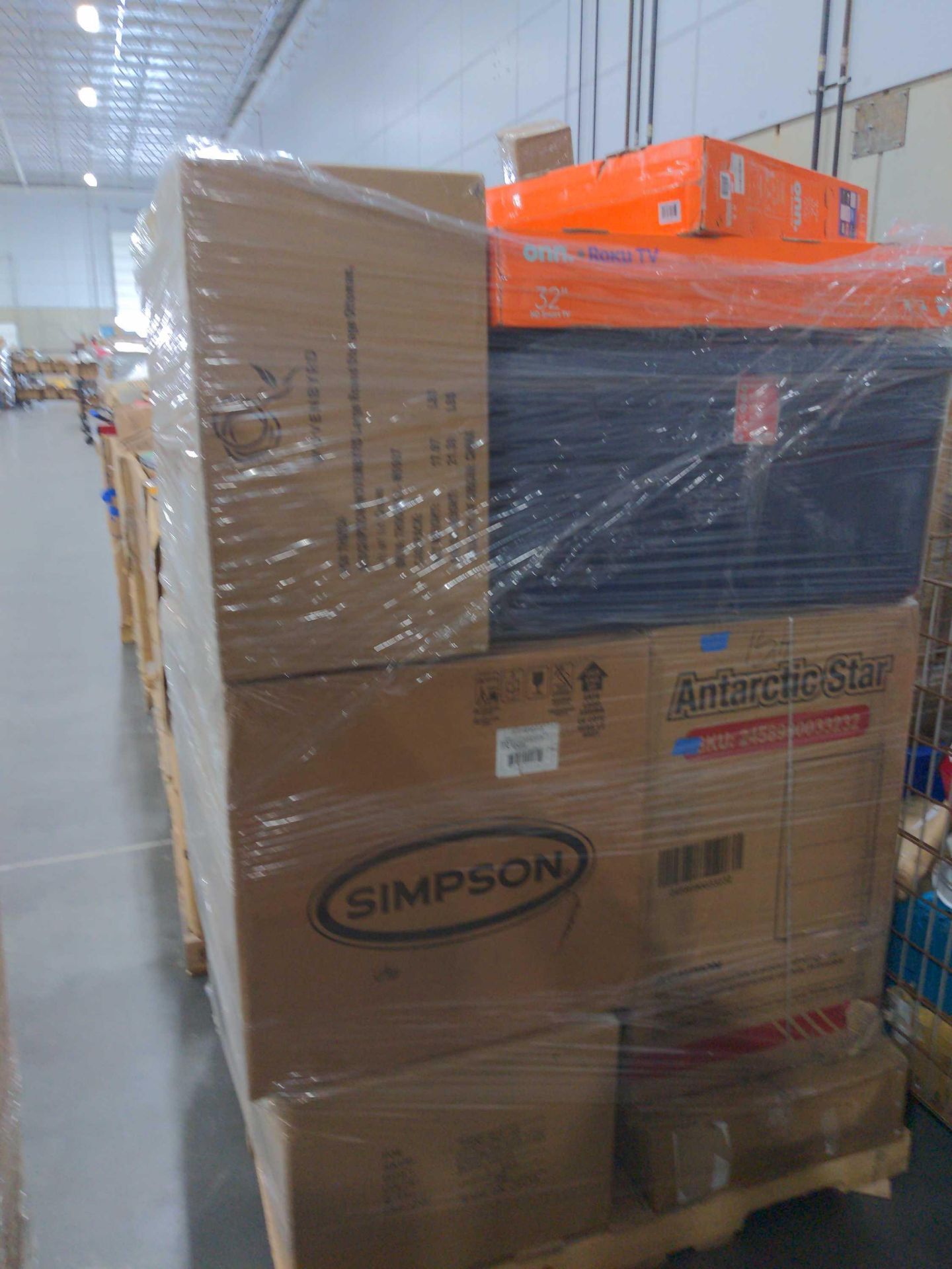 Two Pallets - Image 8 of 12