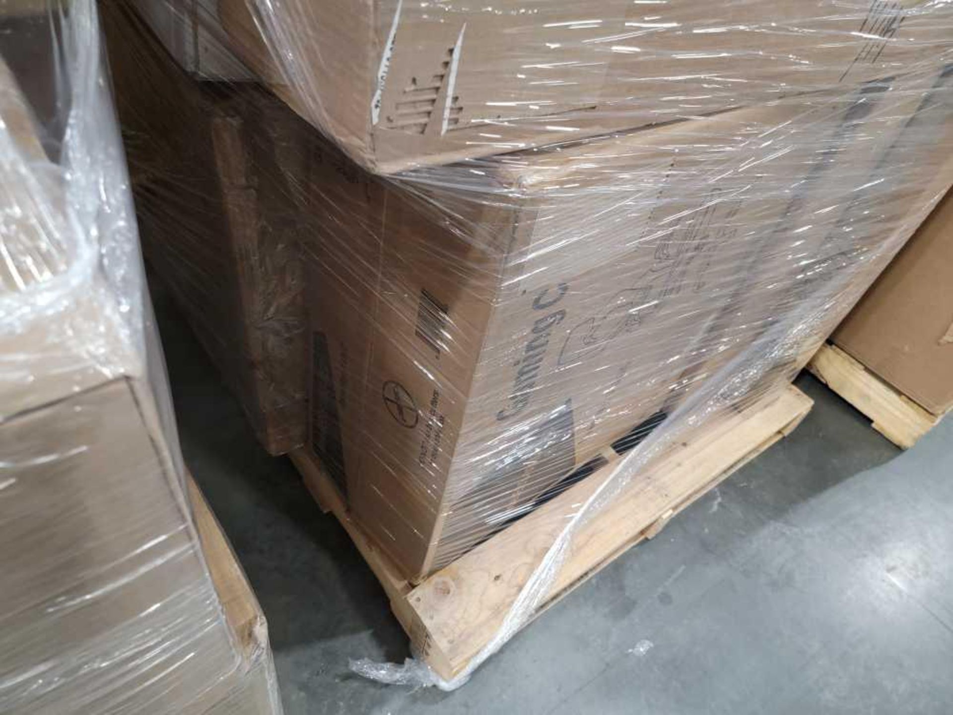 Two Pallets - Image 12 of 17