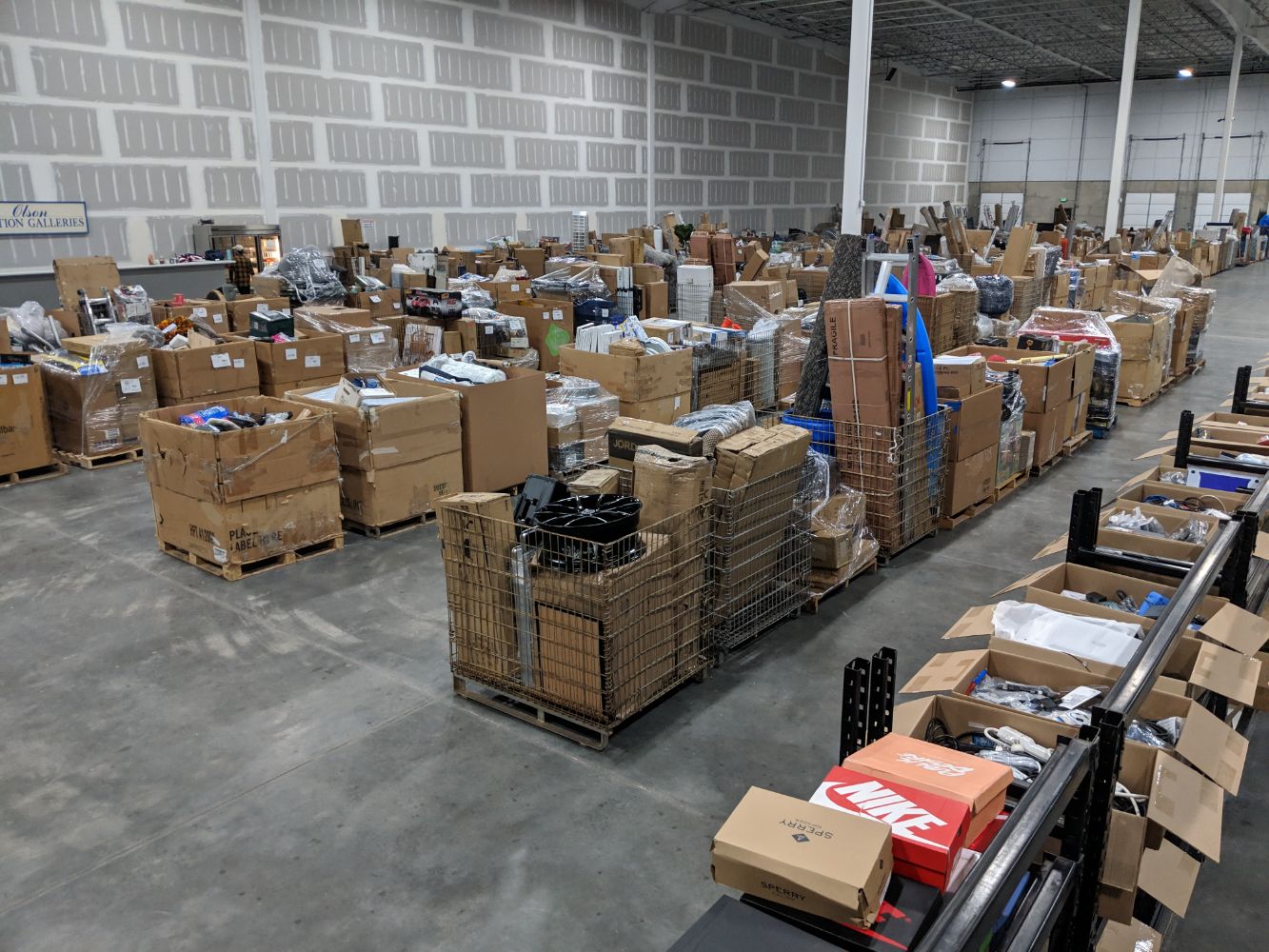 Weekly Pallet Auction