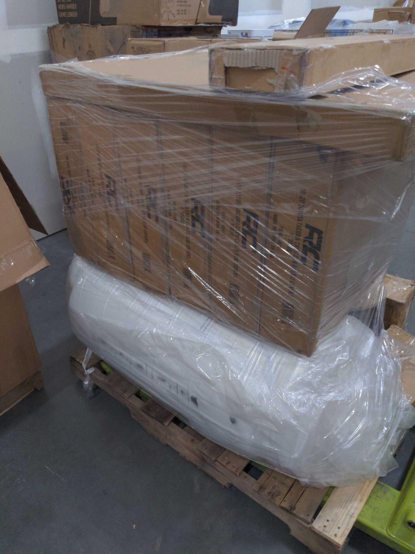 Two Pallets - Image 7 of 8