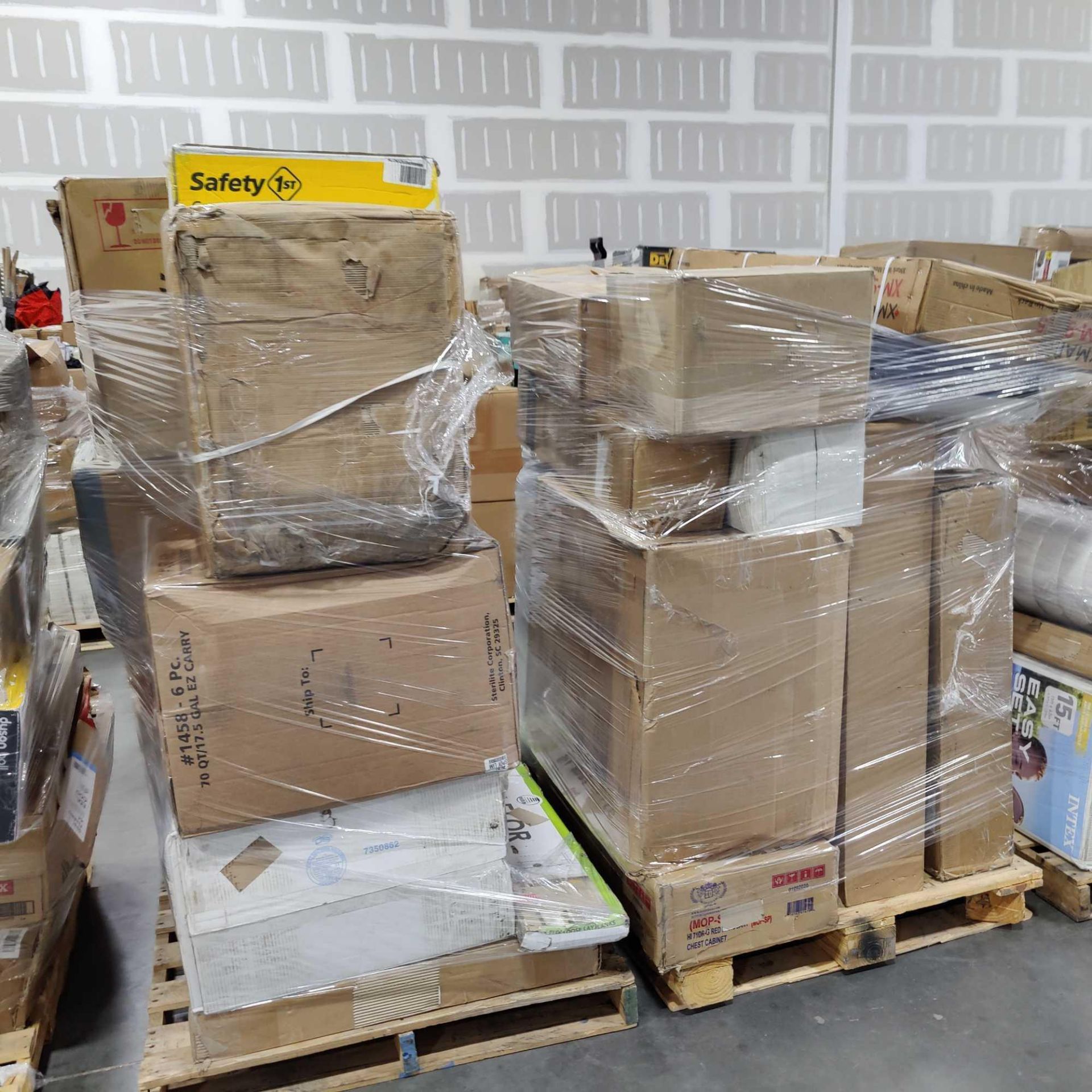 Two Pallets - Image 7 of 11
