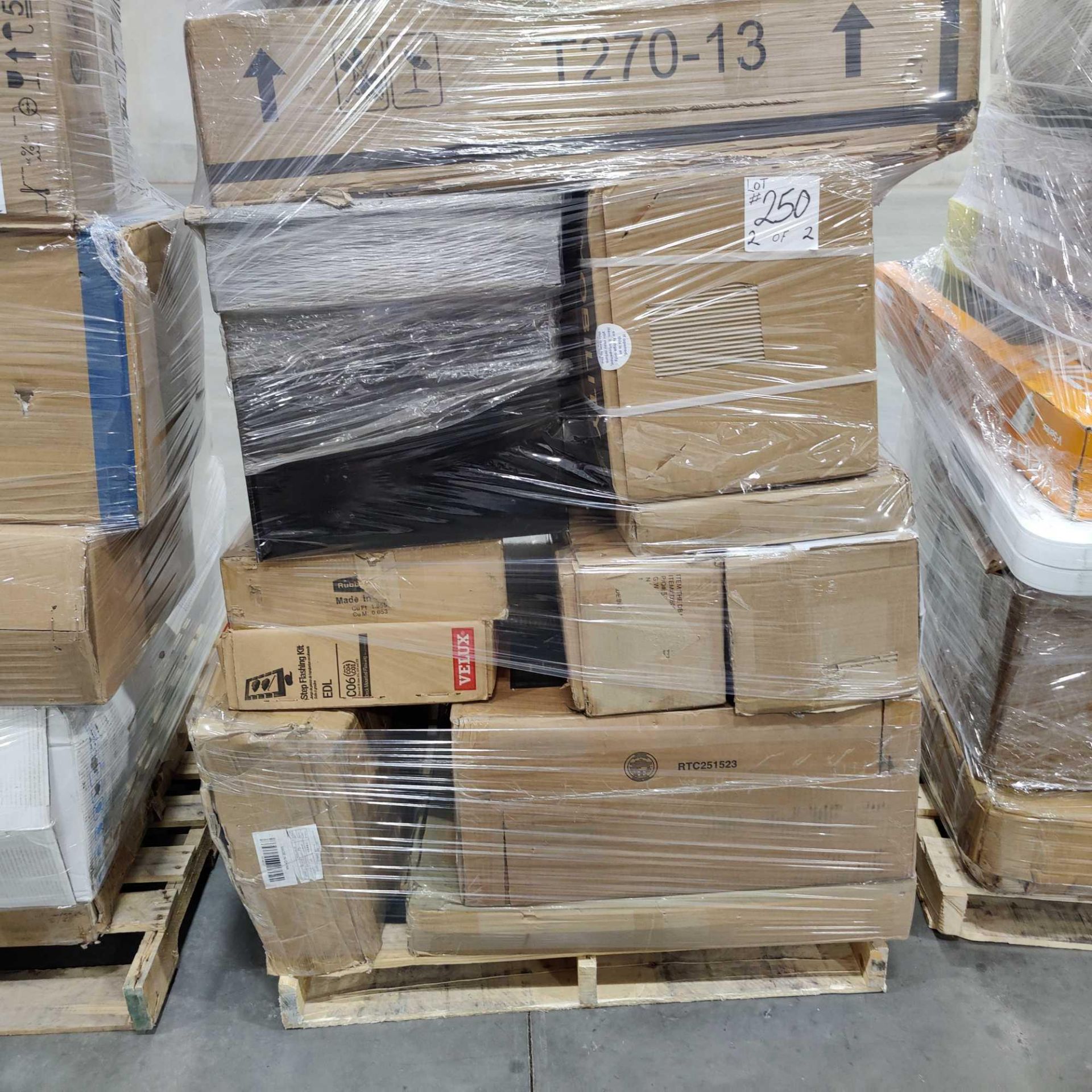 Two Pallets - Image 4 of 10