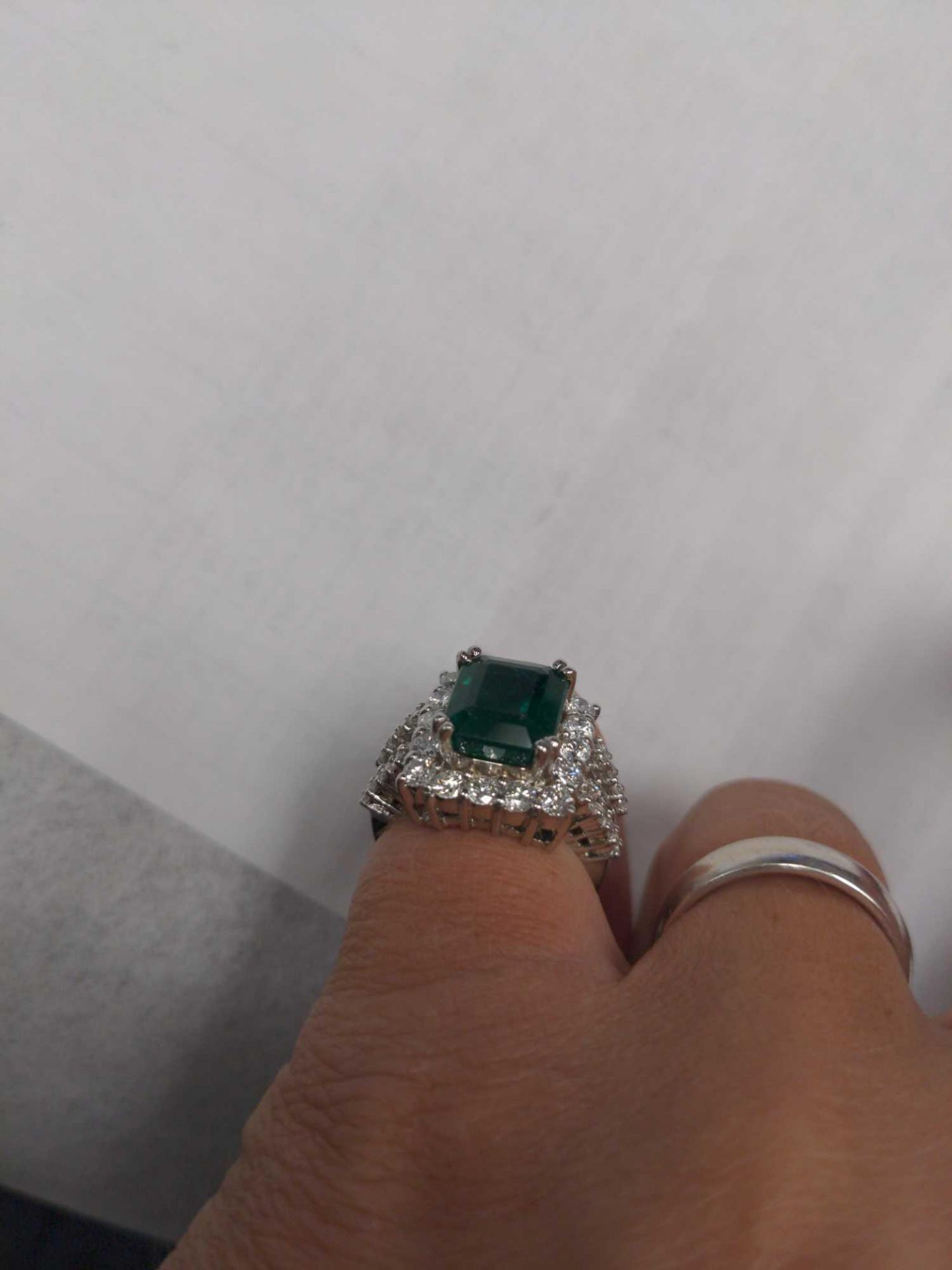 Emerald & Diamond Ring - Image 2 of 13