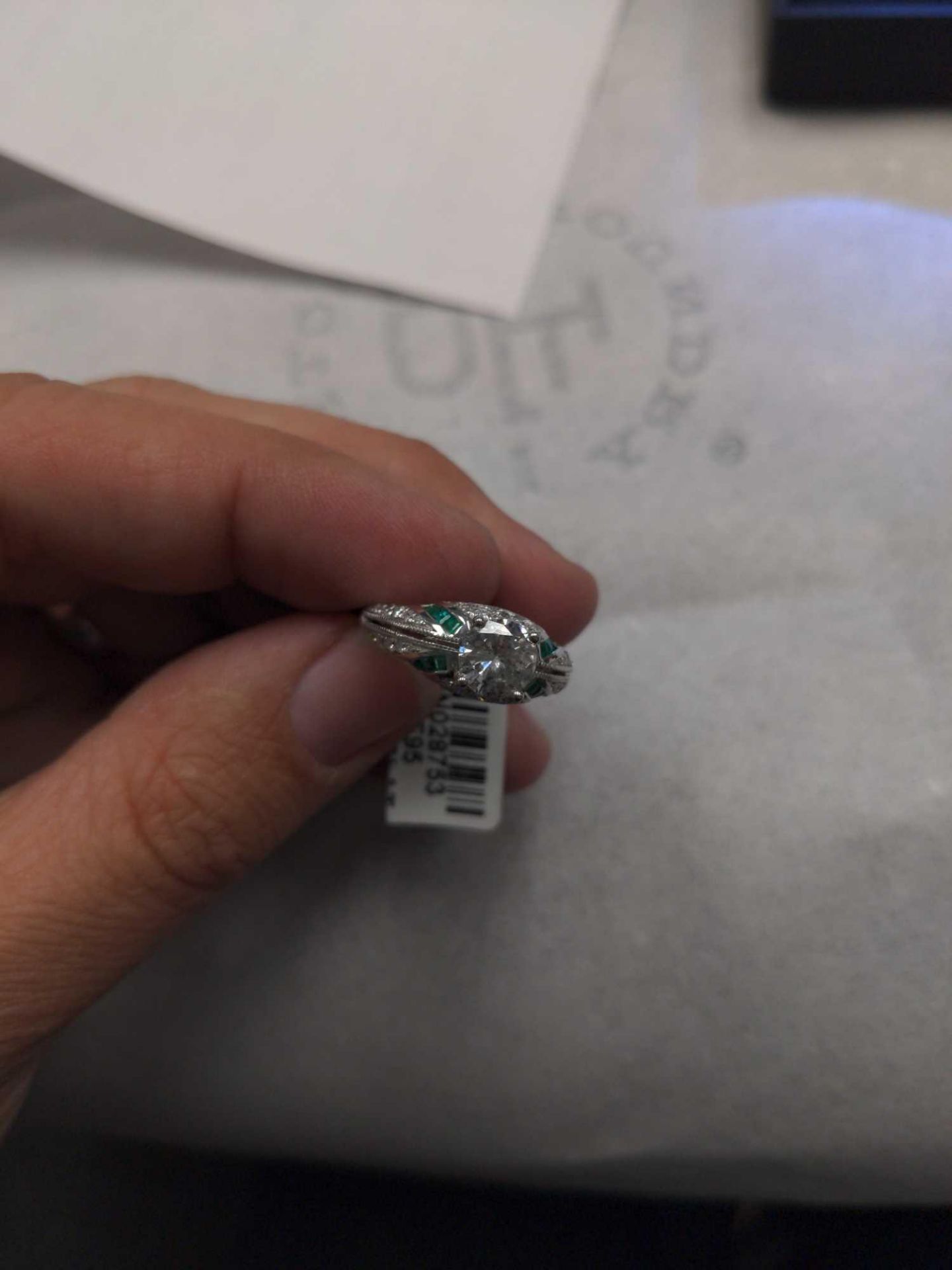 Diamond & Emerald Ring - Image 3 of 11