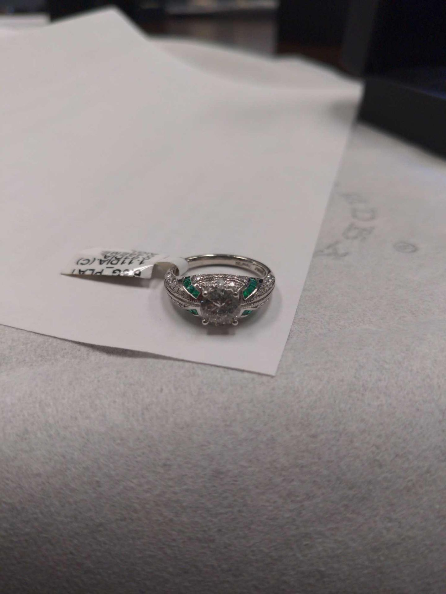 Diamond & Emerald Ring - Image 7 of 11