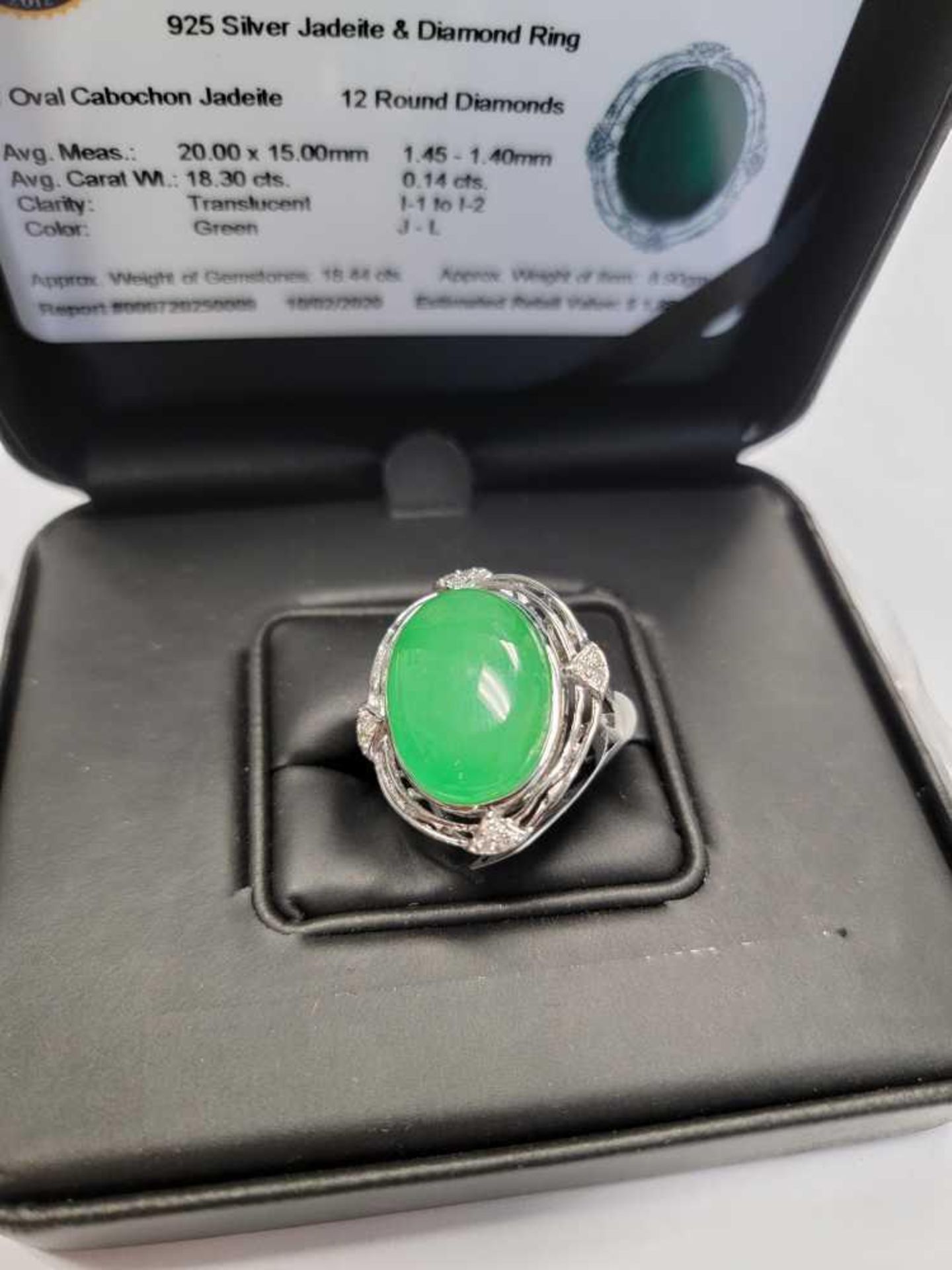 silver and jadeite ring - Image 3 of 6