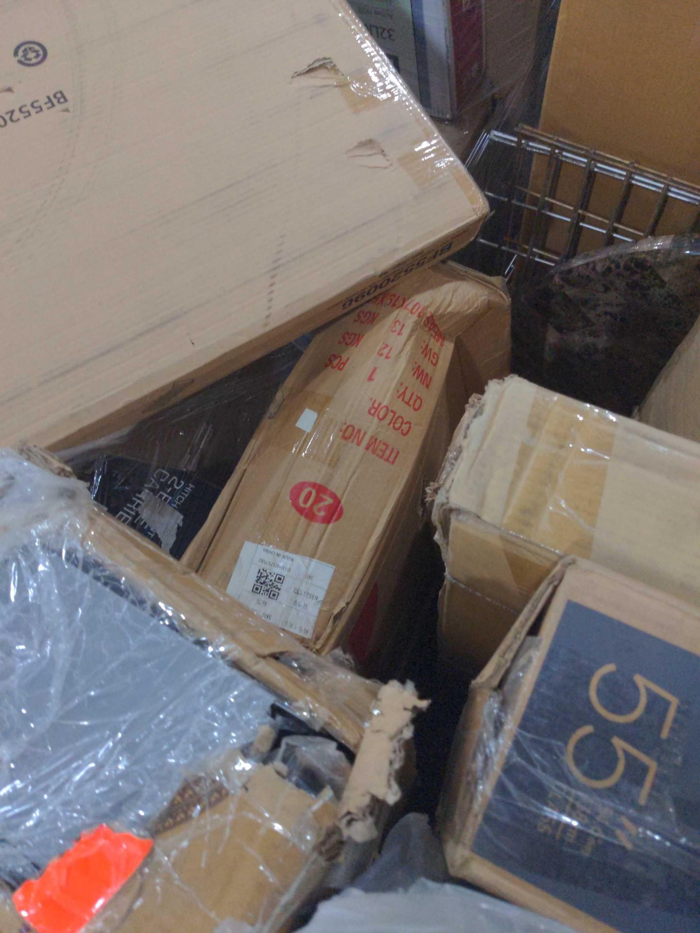 Two Pallets - Image 14 of 20