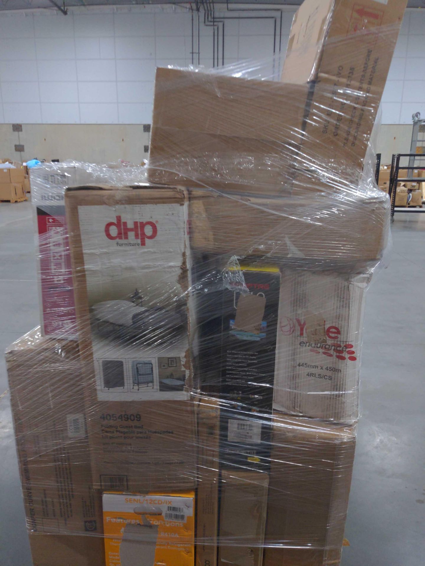 Two Pallets - Image 5 of 14