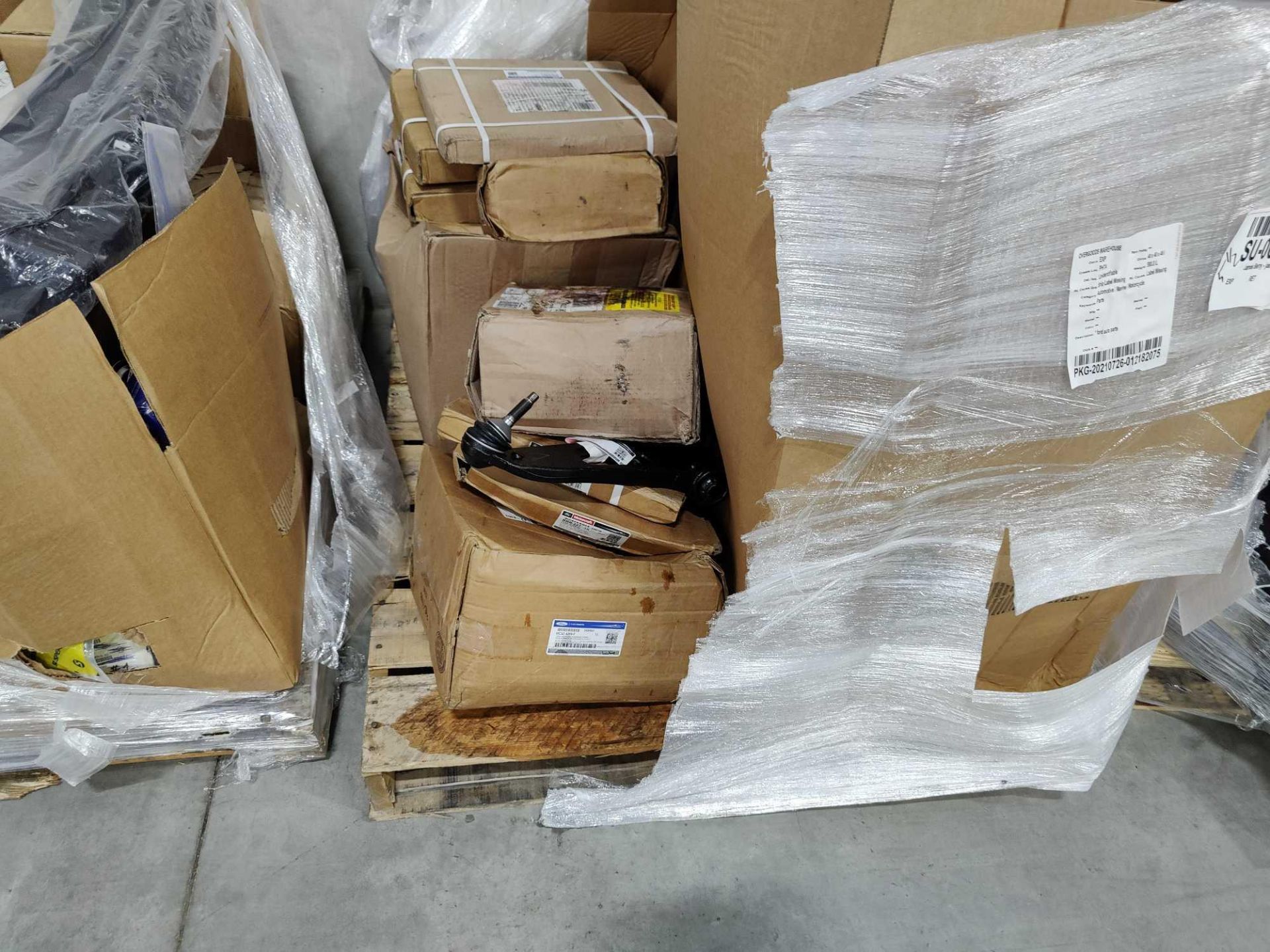 Two Pallets of Industrial/Auto Goods - Image 8 of 11