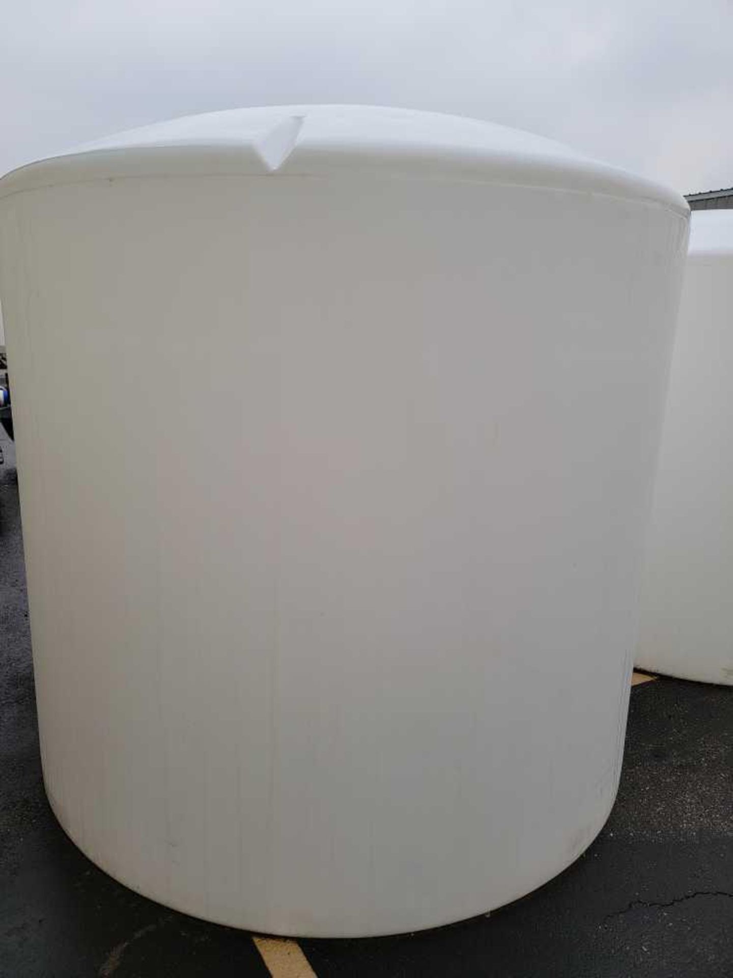 2100 gallon tank - Image 3 of 4