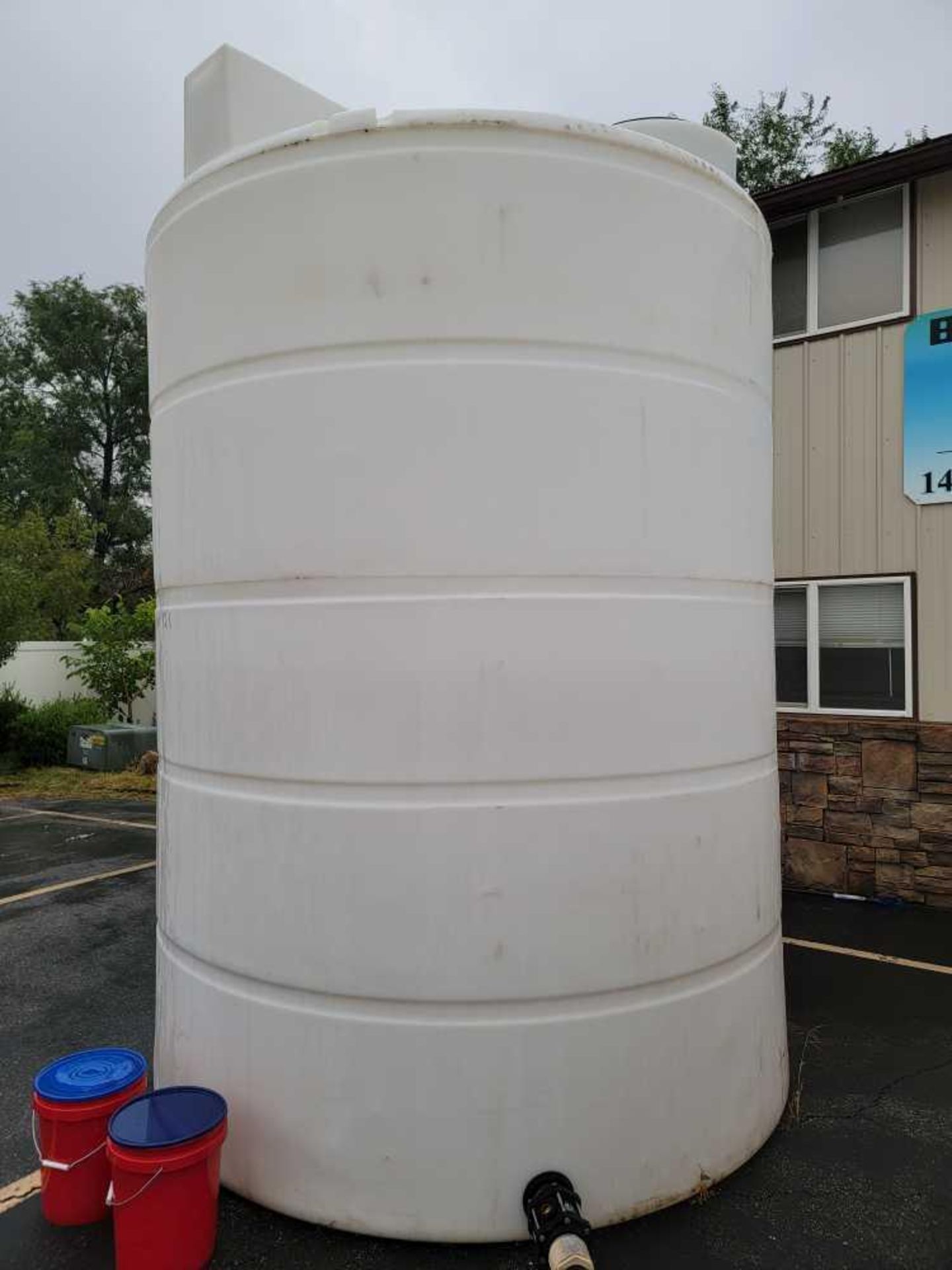 3900 gallon tank - Image 3 of 6