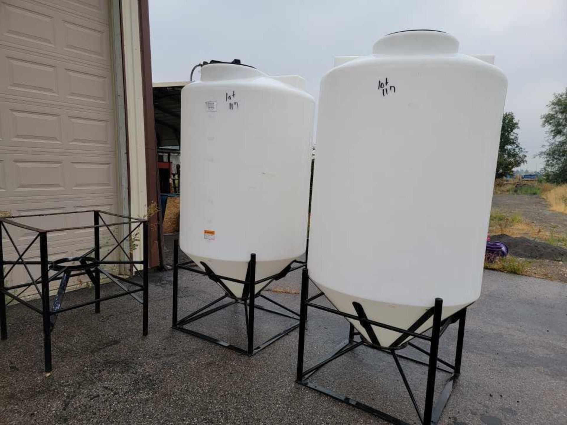 (2) 500 gallon tanks