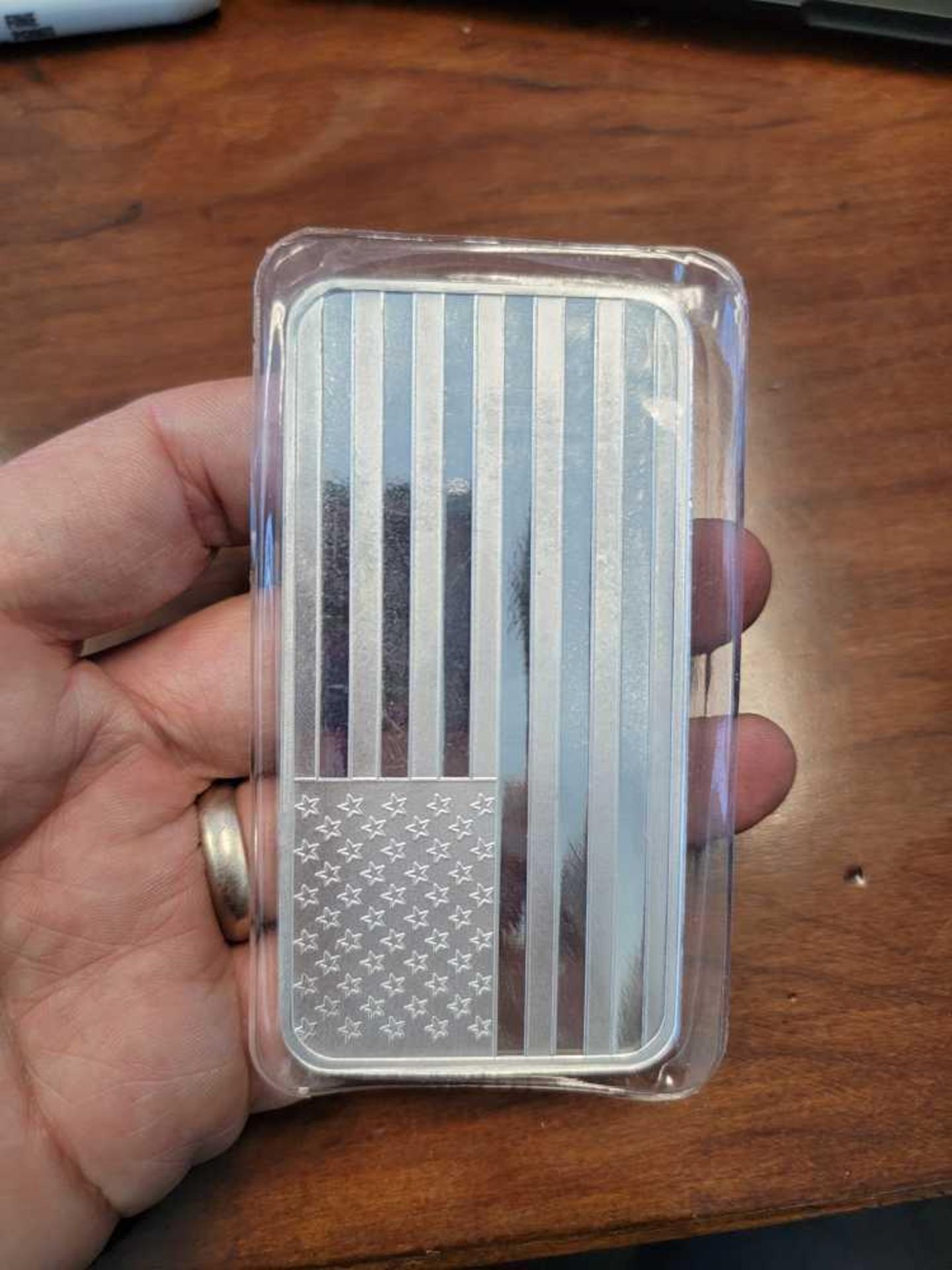 10 oz american flag silver piece - Image 3 of 4